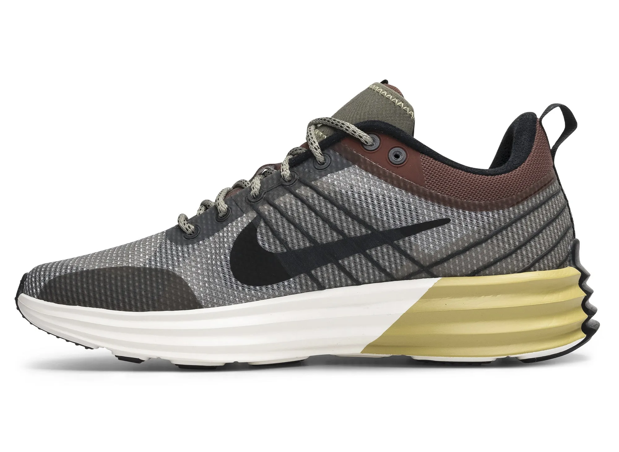 Nike Lunar Roam SE shape fit