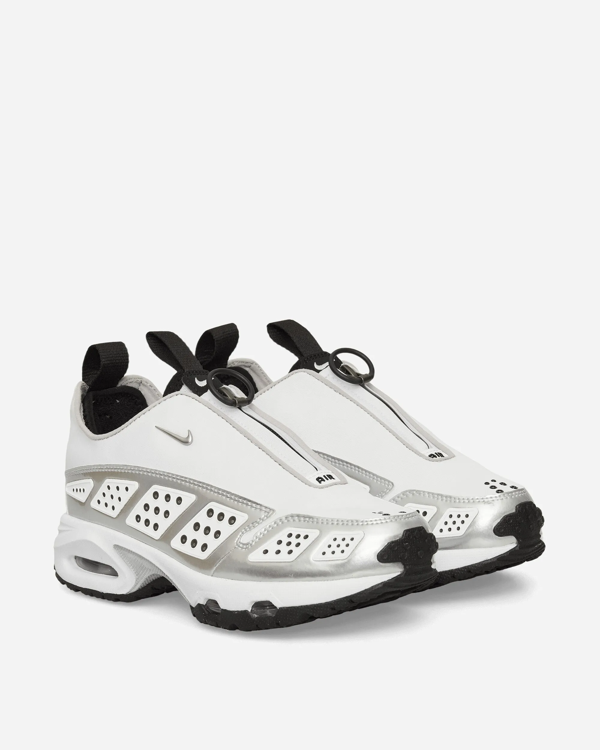 Agile Motion Women's Air Max SNDR Sneakers White / Black / Metallic Silver
