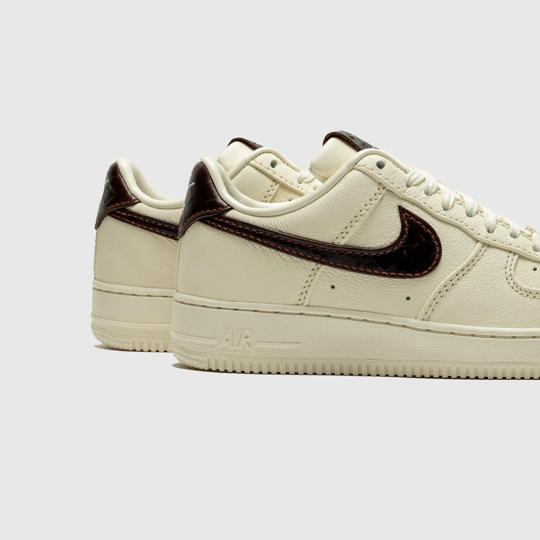 Sneaker Design AIR FORCE 1 '07 "SOFT PEARL"