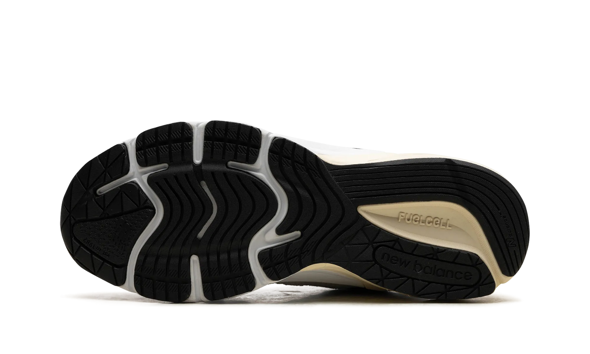 990v6 "Made in USA - Grey / Black" odor - control insole shoes running in dry weather