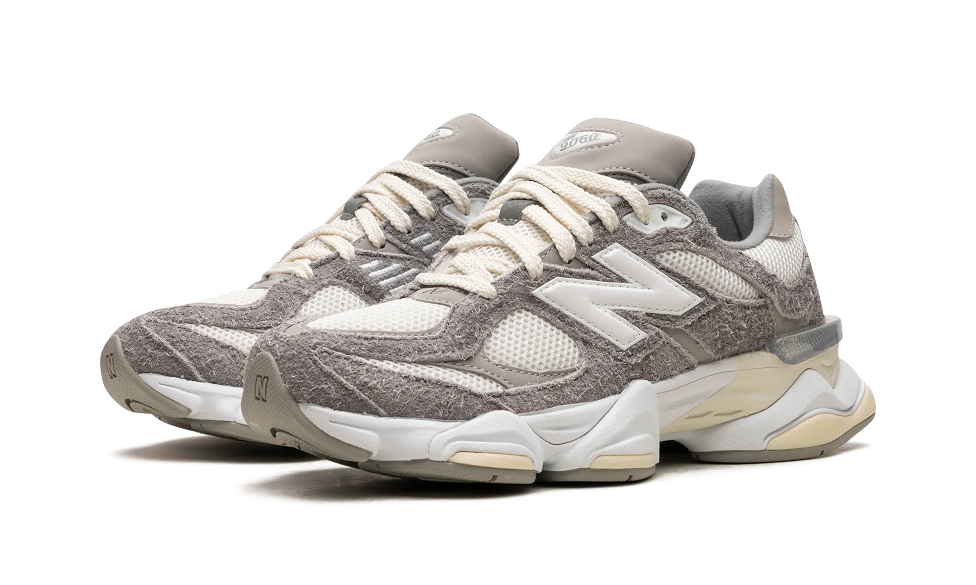 stretchable shoes Run - ready 9060 "Grey / White"
