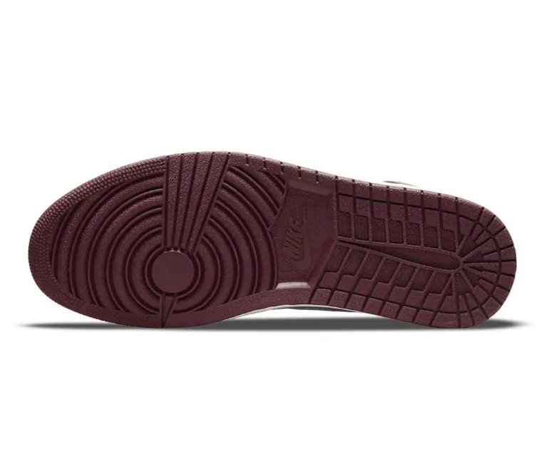 Impact Dispersal Rolling Motion Technology Men's Nike Air Jordan 1 Retro High OG (Bordeaux)