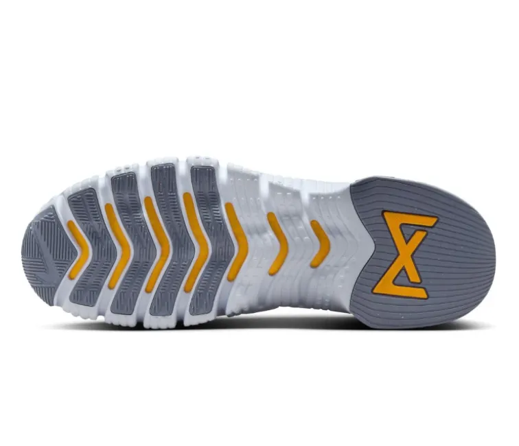 Men's Nike Free Metcon 5 (White/Sundial) City Walk Arch Stabilizer
