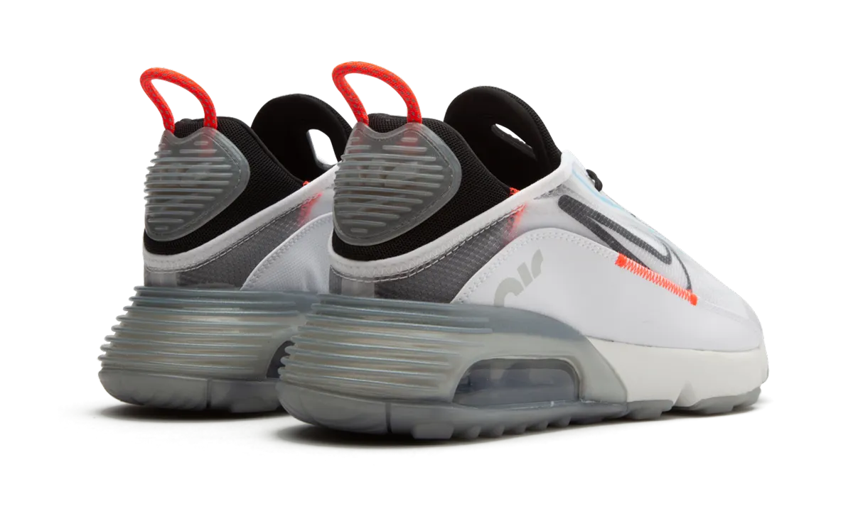Air Max 2090 "Pure Platinum" barefoot running simulation