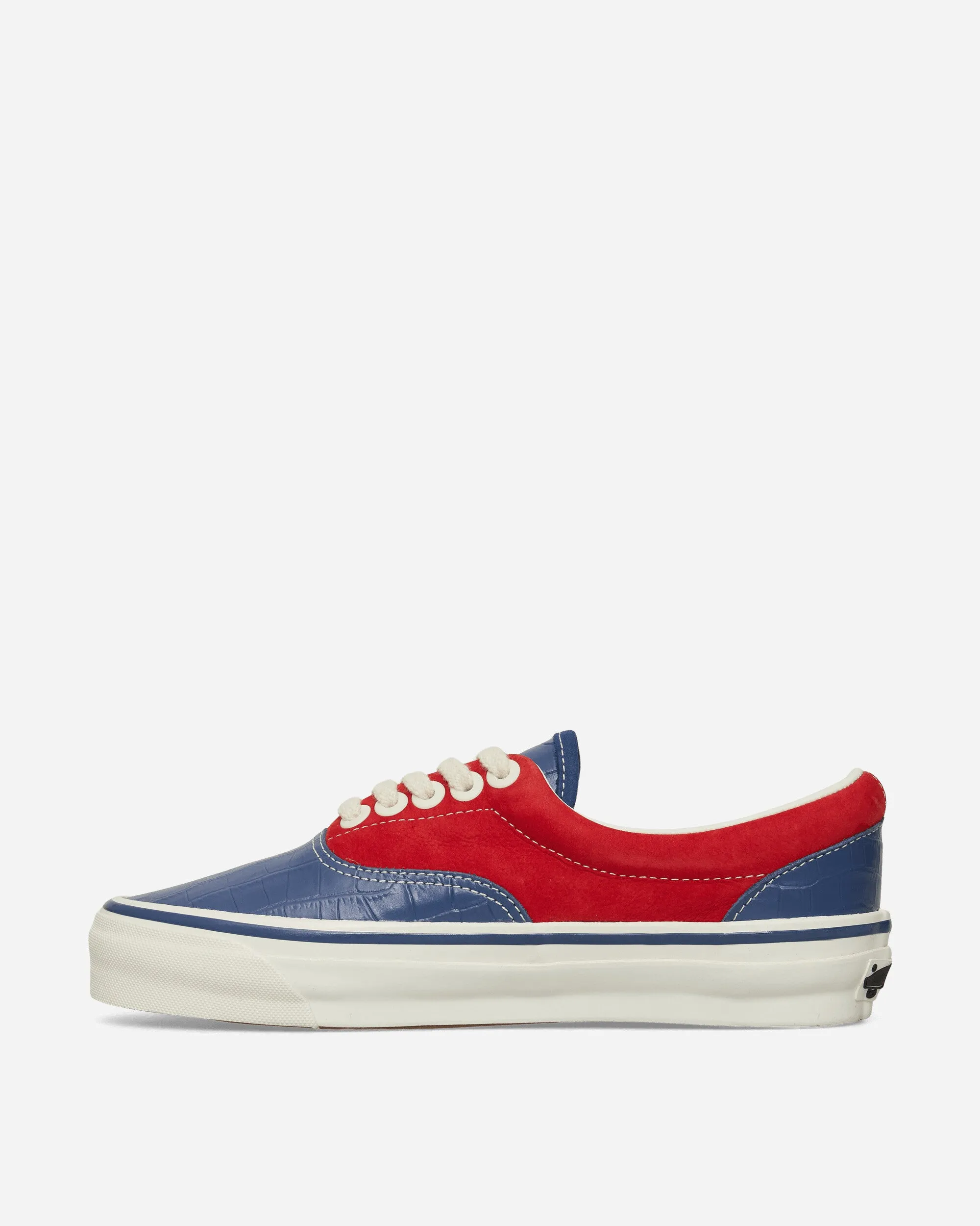 Era 95 Vibram Sneakers Navy / Patent Red Sustainable Footwear Technology Friction Resistant Materials