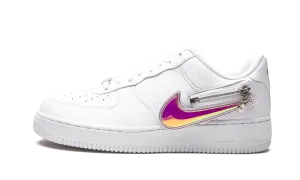 Air Force 1 '07 PRM "Zip Swoosh White" Innovation Motion Control Feature