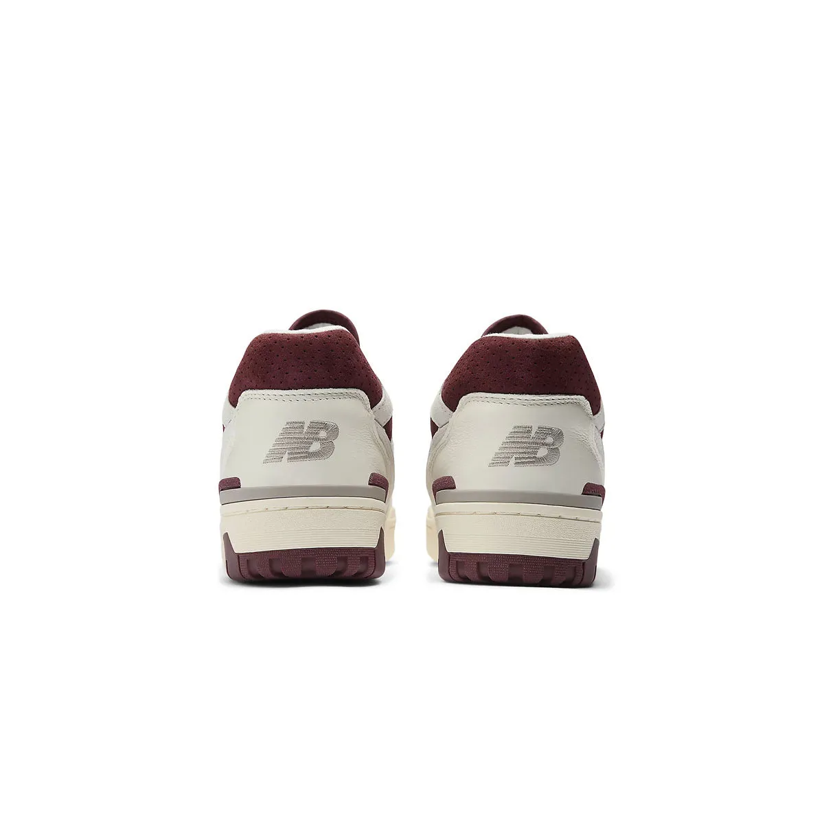 550 'Sea Salt Classic Crimson' cycling - specific advantages Adjustable Design