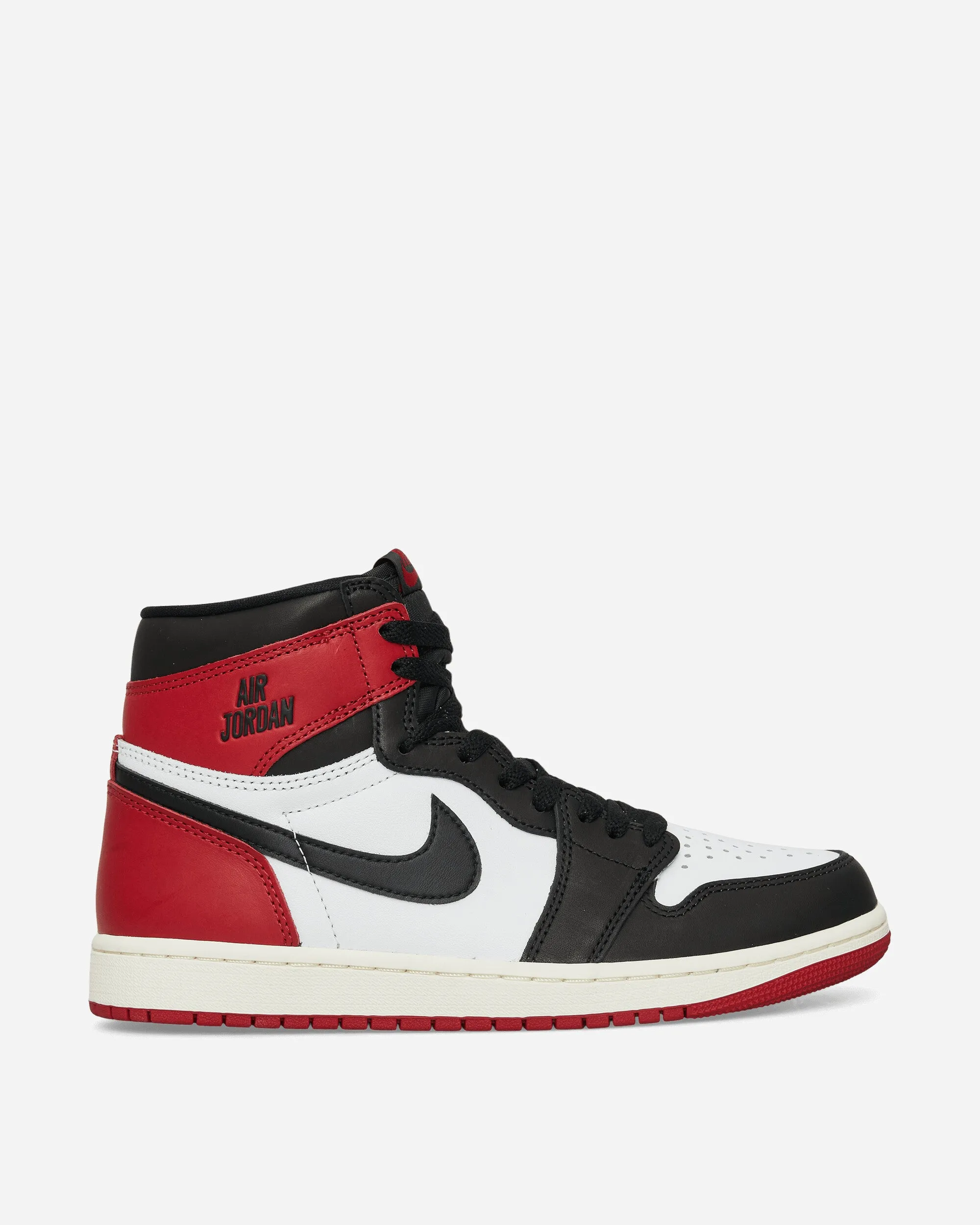 Neutral Stride Design Weight Balance Air Jordan 1 High OG Sneakers Black Toe