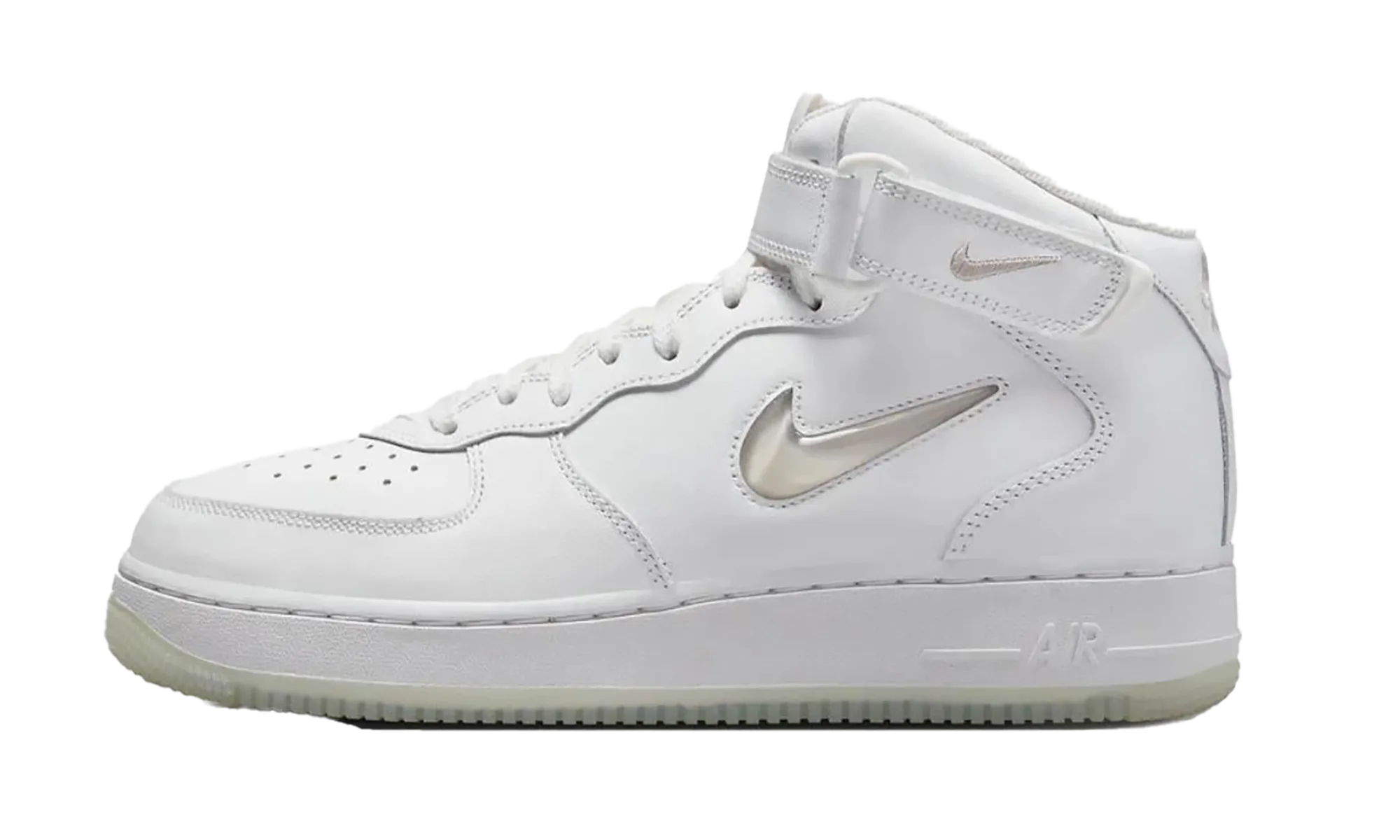 Weekend Walker Air Force 1 Mid '07 "Color of the Month Summit White"