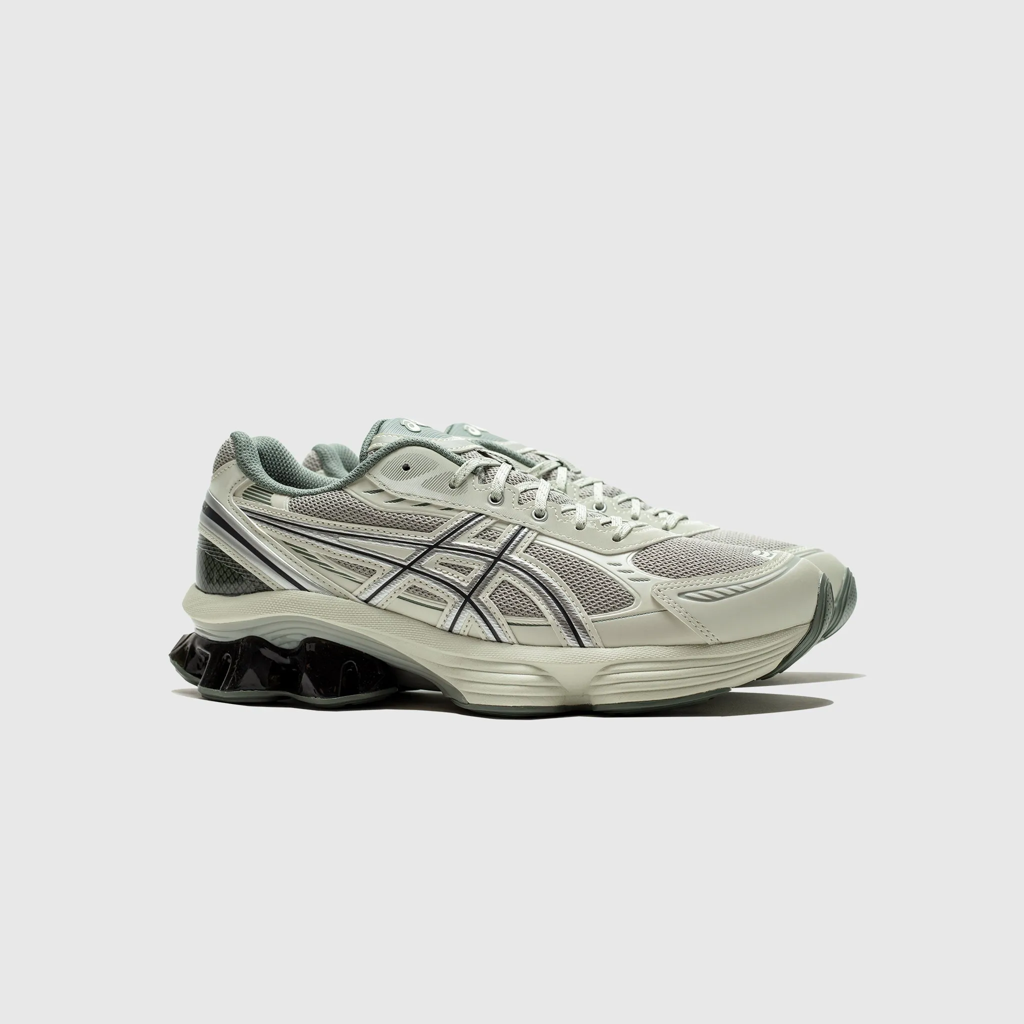GEL-KINETIC FLUENT On Demand Comfort