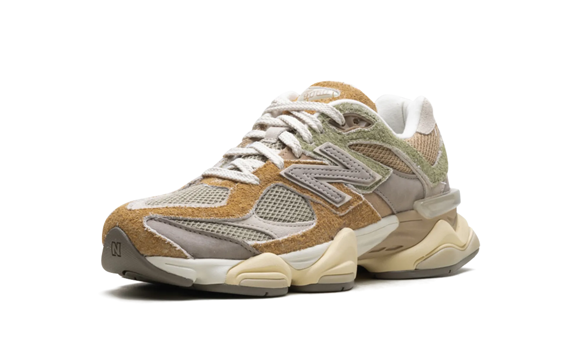 weekend - runner 9060 "Olivine Great Plains"