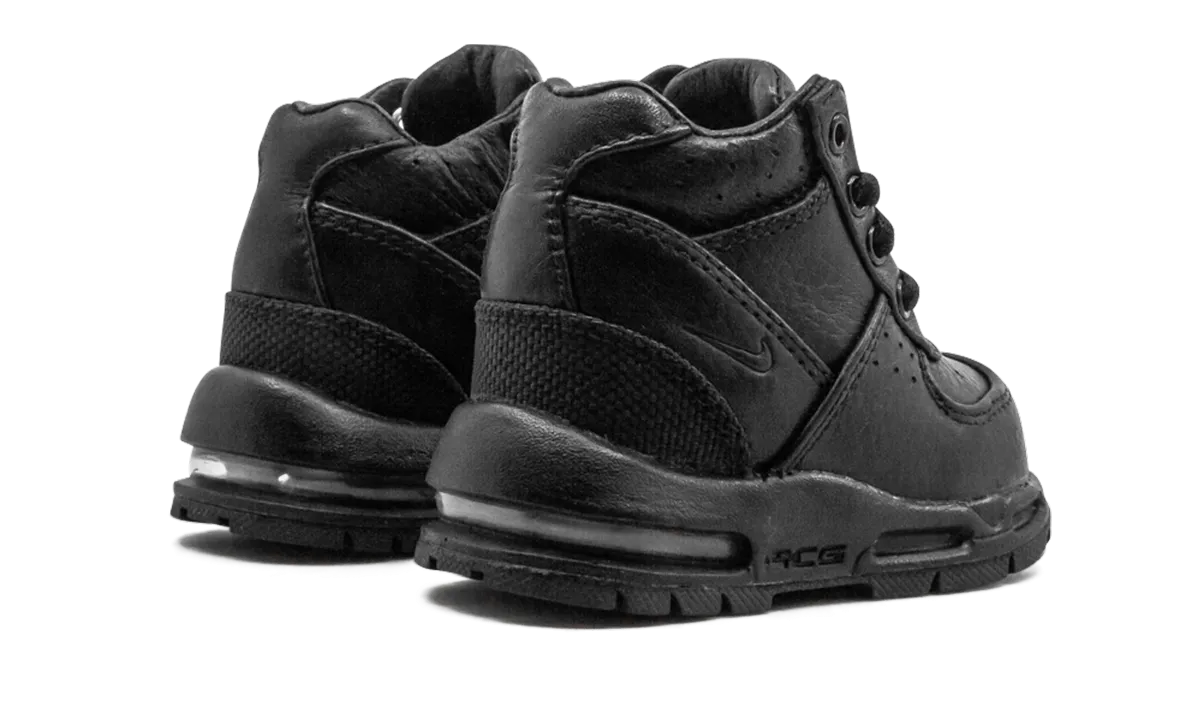 traction - enhanced running shoes Rainy Weather Running AIR MAX GOADOME (TD)