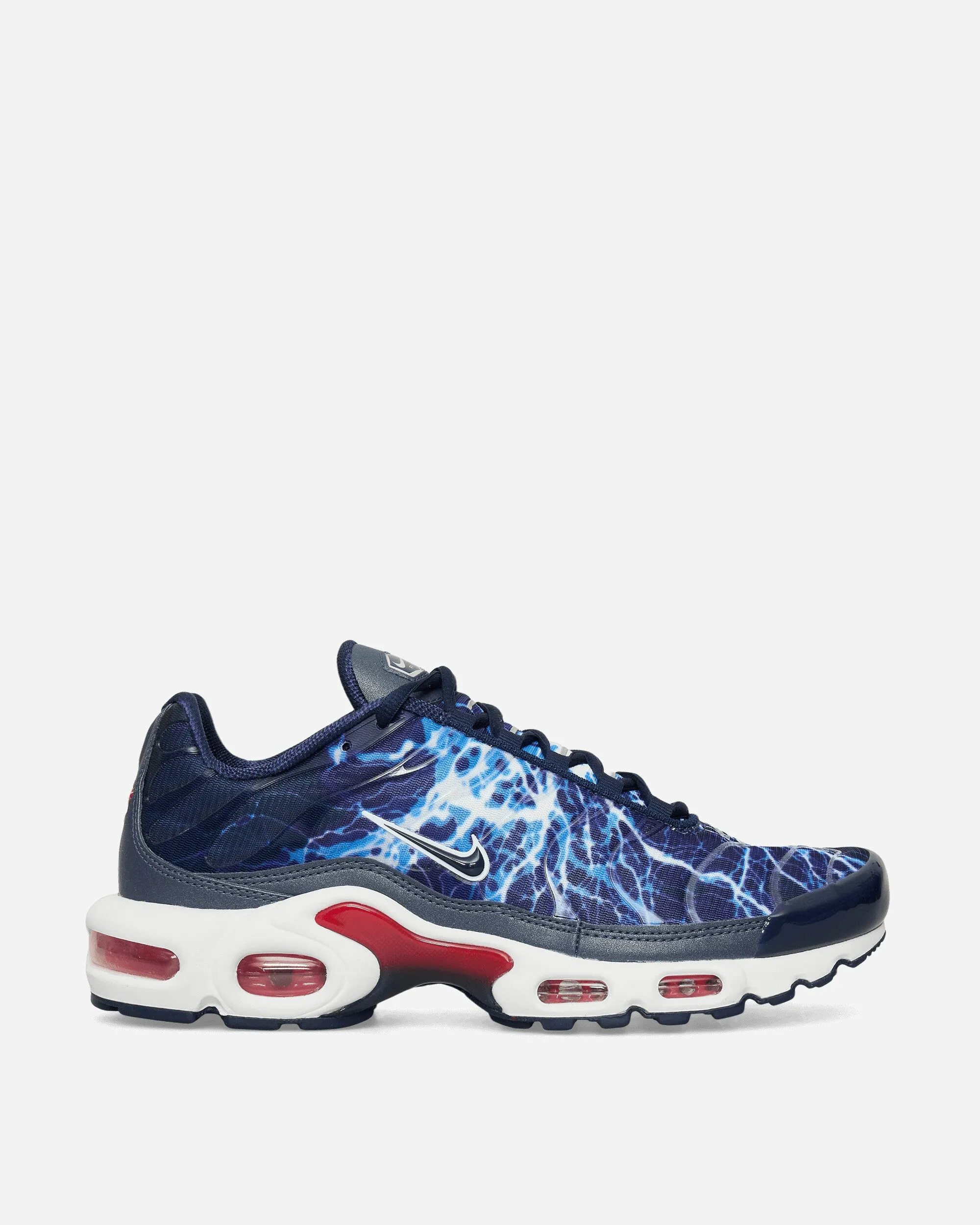 Air Max Plus Sneakers Eclair Lightning Hydrophobic Upper Treatment Thermoregulating Liner