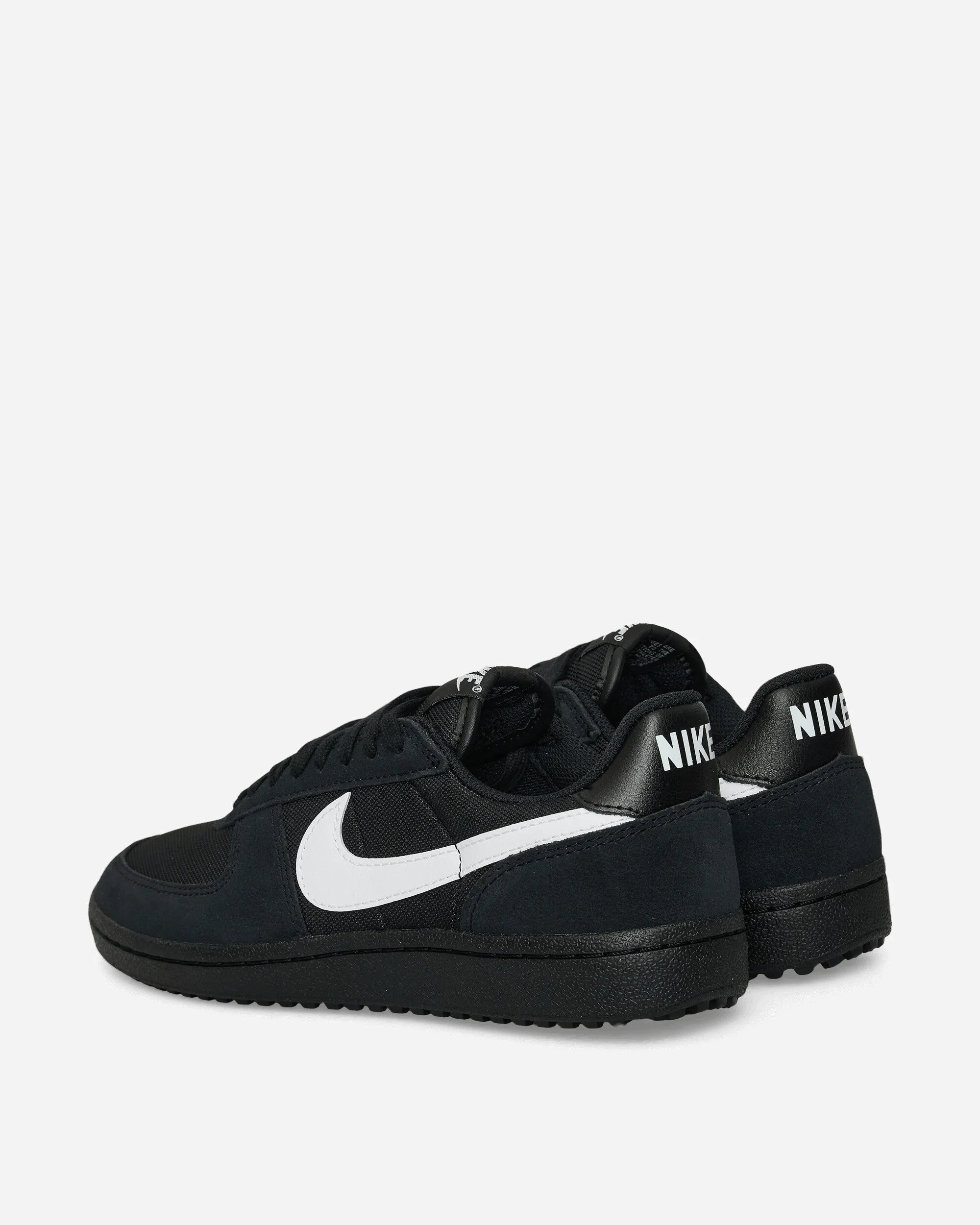 Low Support High Comfort Field General Sneakers Black / White