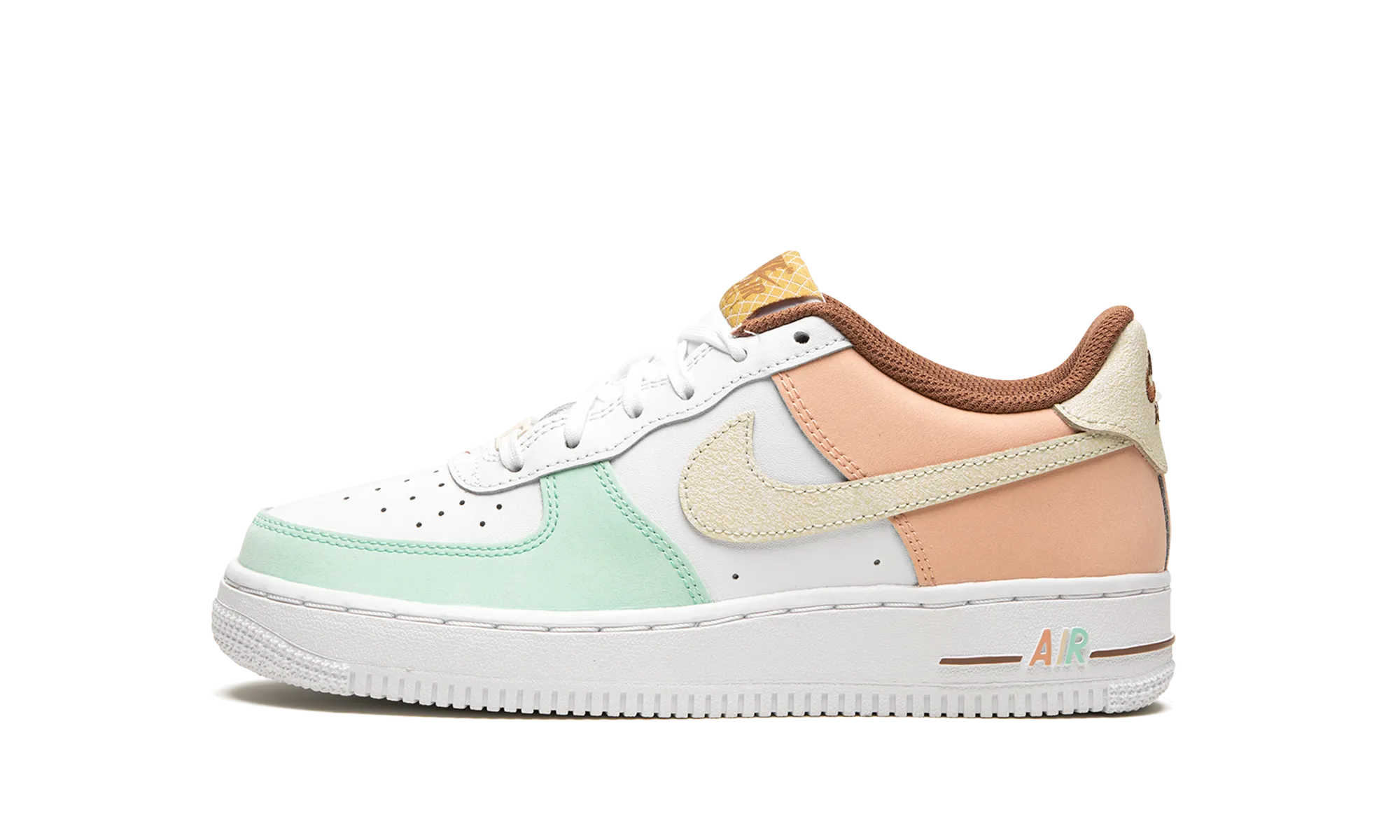 Tension Dispersing Outsole Dynamic Heel Counter Air Force 1 LV8 (GS) "Ice Cream"