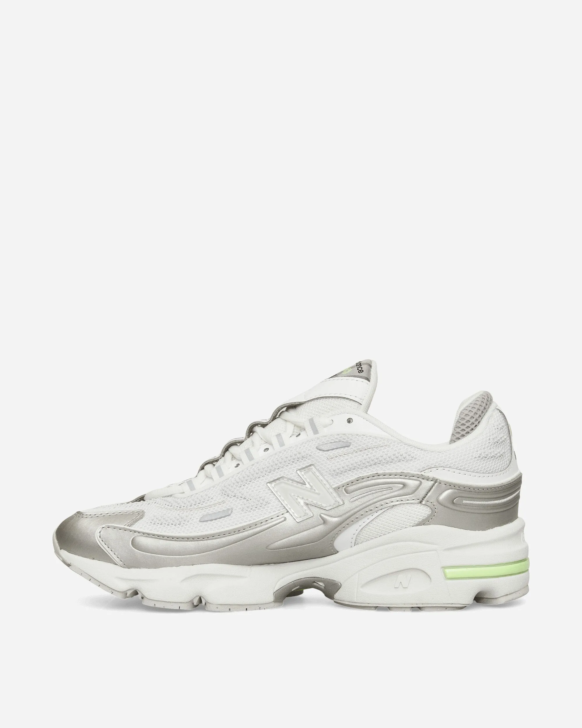 Balanced Design Enhanced grip 1000 Sneakers Silver / White
