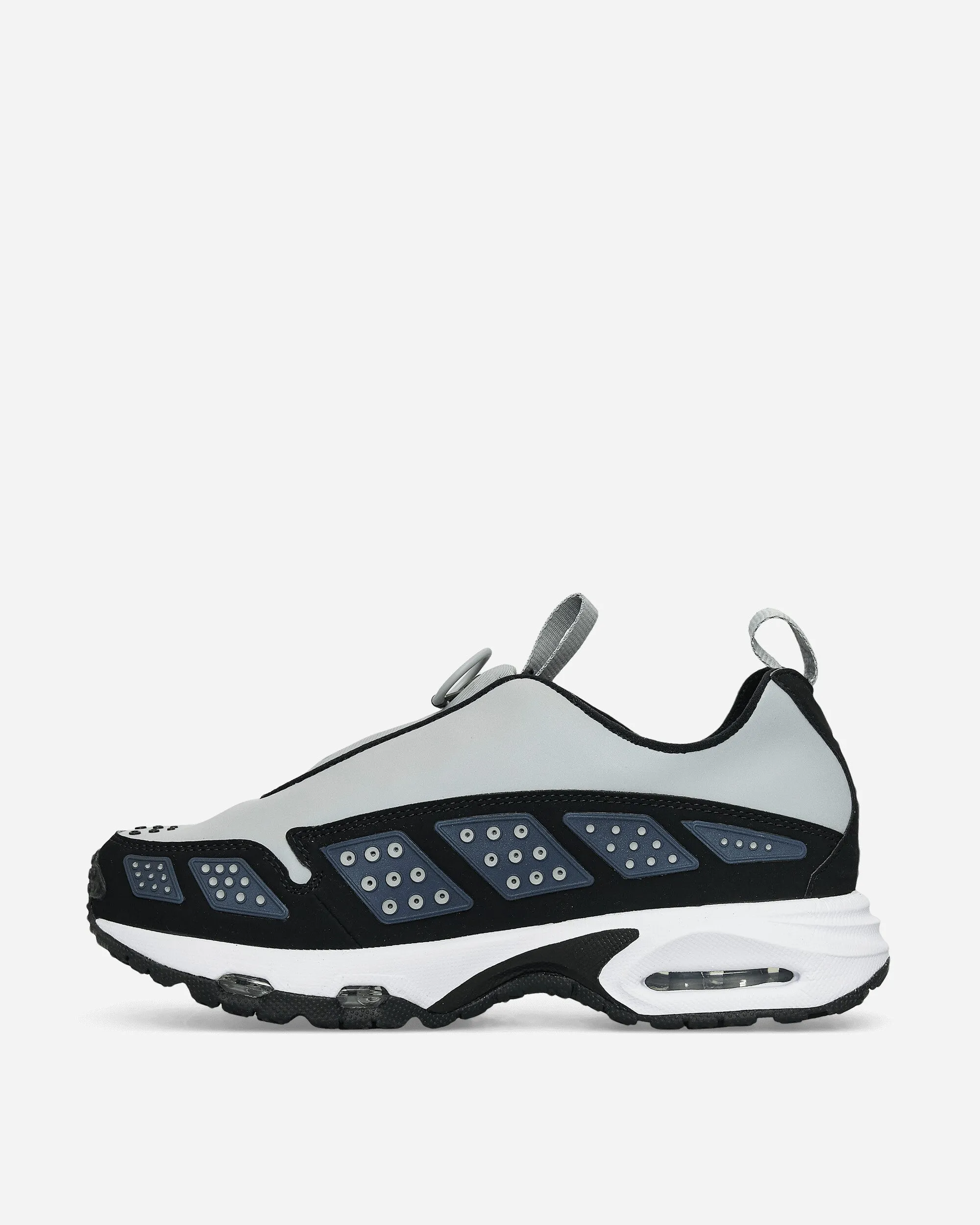 ergonomic Sneaker Design Women's Air Max SNDR Sneakers Silver / Anthracite