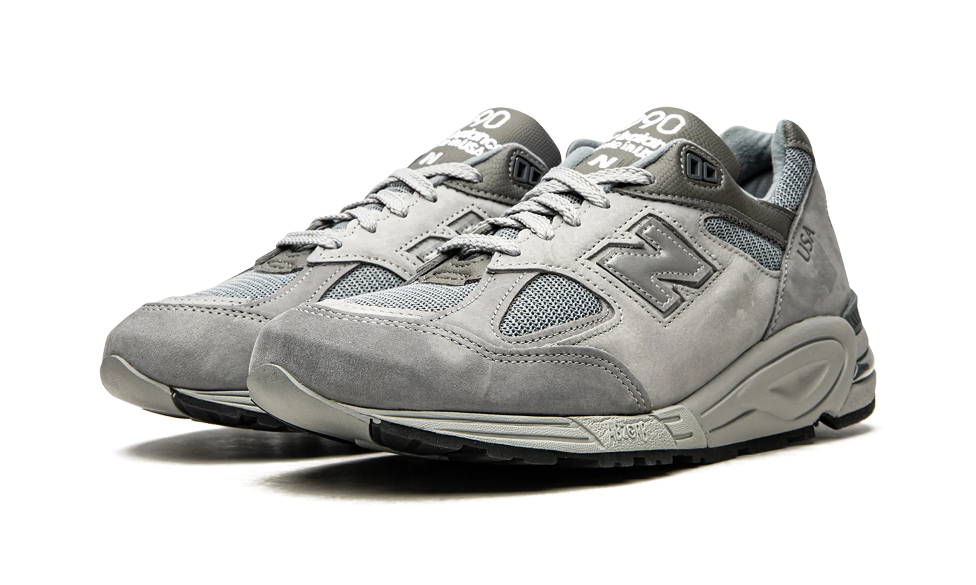 990 V2 "WTAPS - Grey" endurance training footwear