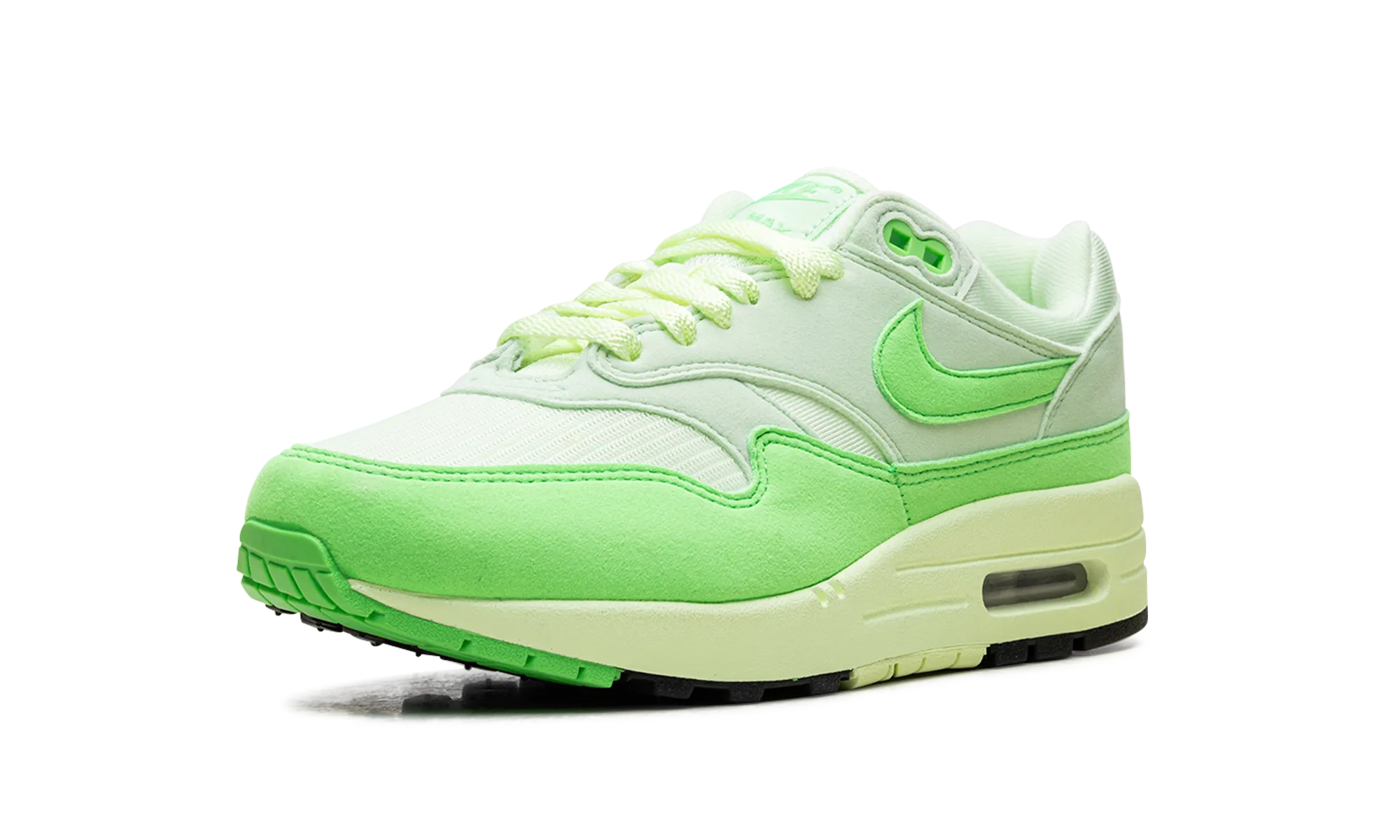 Air Max 1 "Vapor Green" running for a way to stay disciplined low - cut