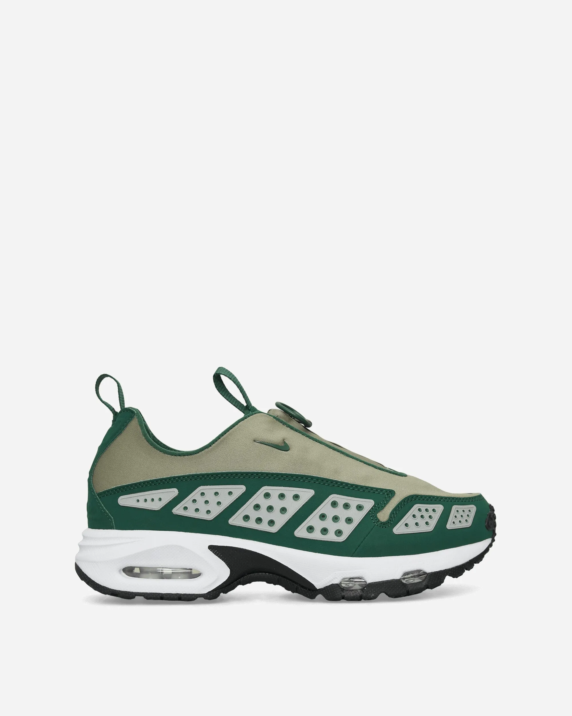 Structured silhouette Women's Air Max SNDR Sneakers Light Army / White