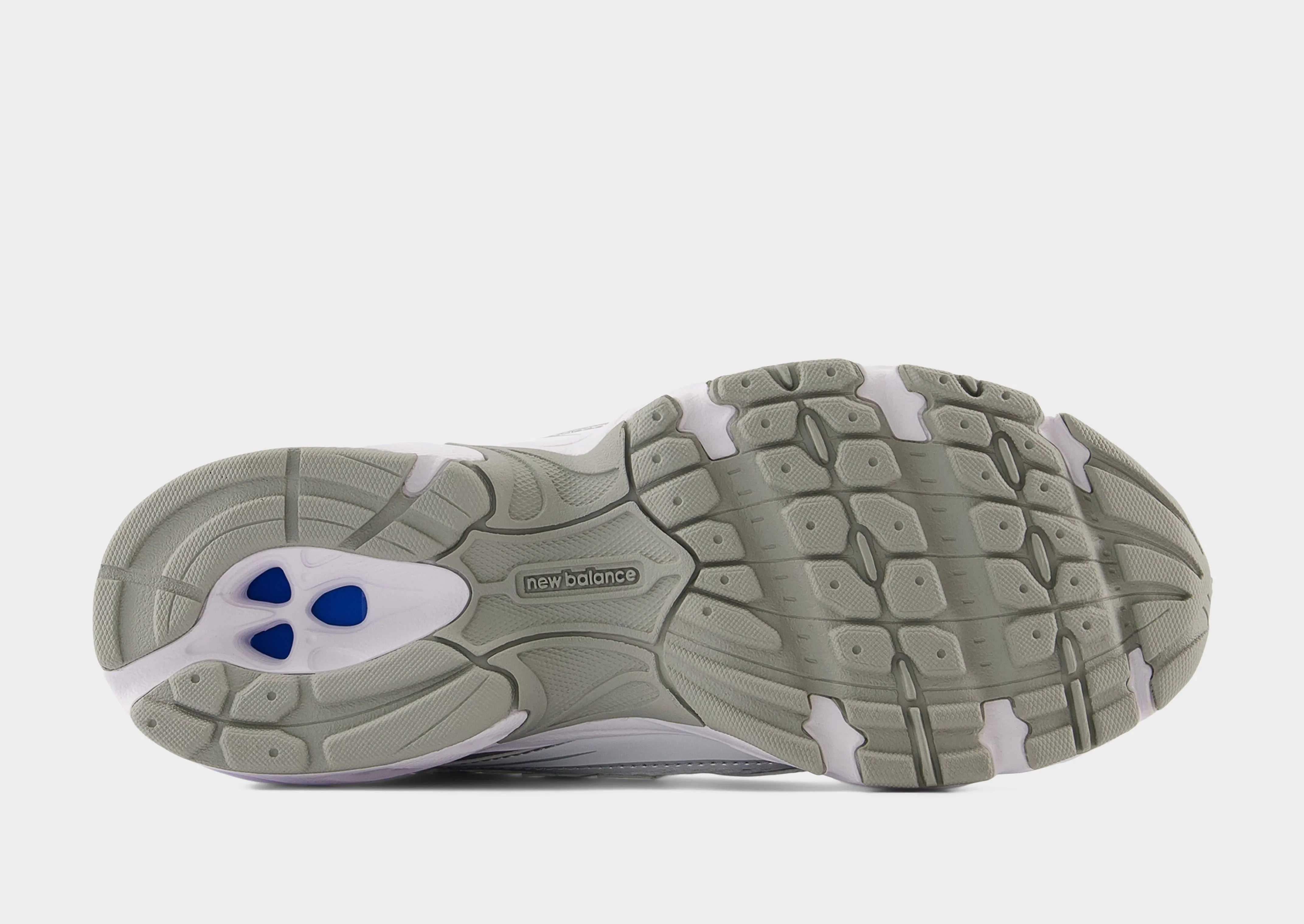740 running in indoor arenas shoes