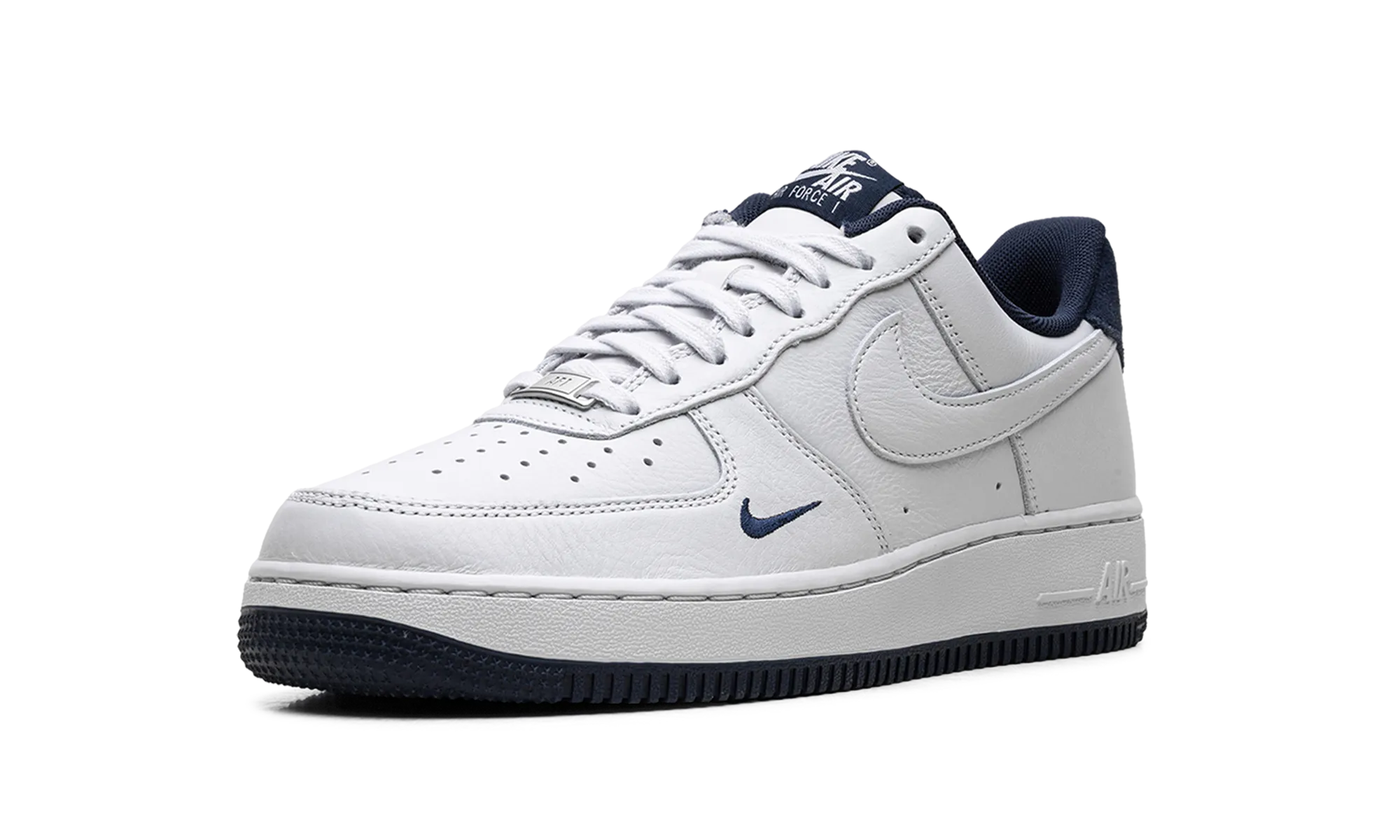 Air Force 1 Low '07 LV8 "Photon Dust Obsidian" Quick Form All Terrain Shoes