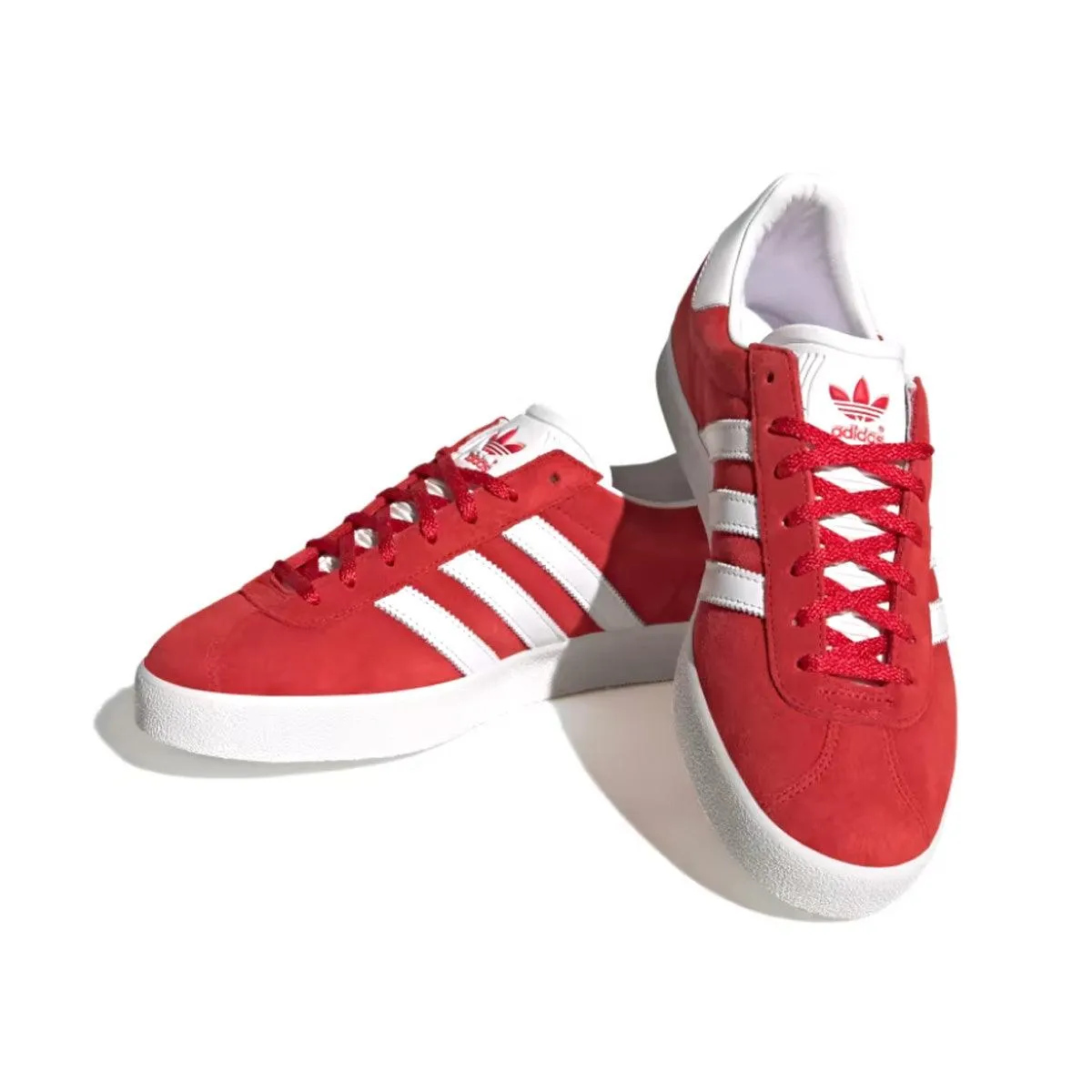 Gazelle 85 'Better Scarlet' shade