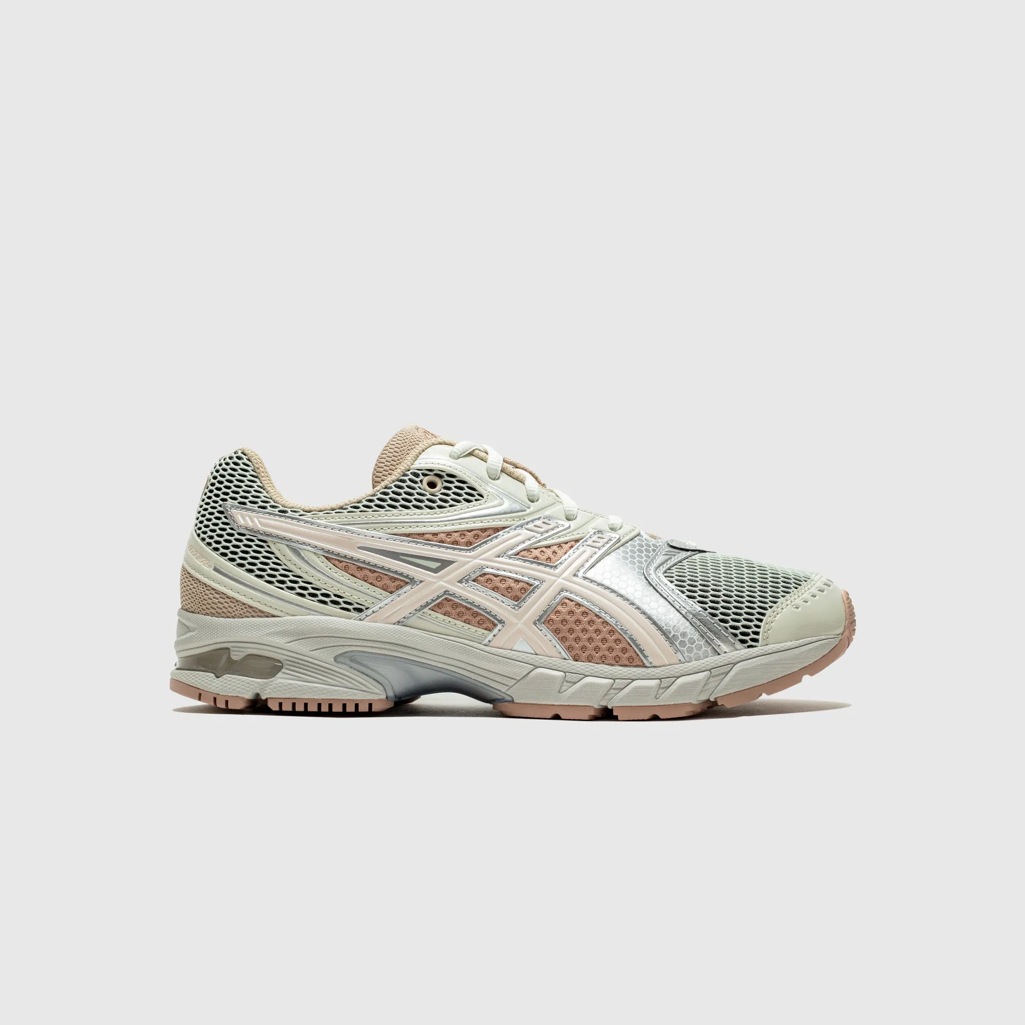 GEL-DS TRAINER 14 Matte Finish Every Ground