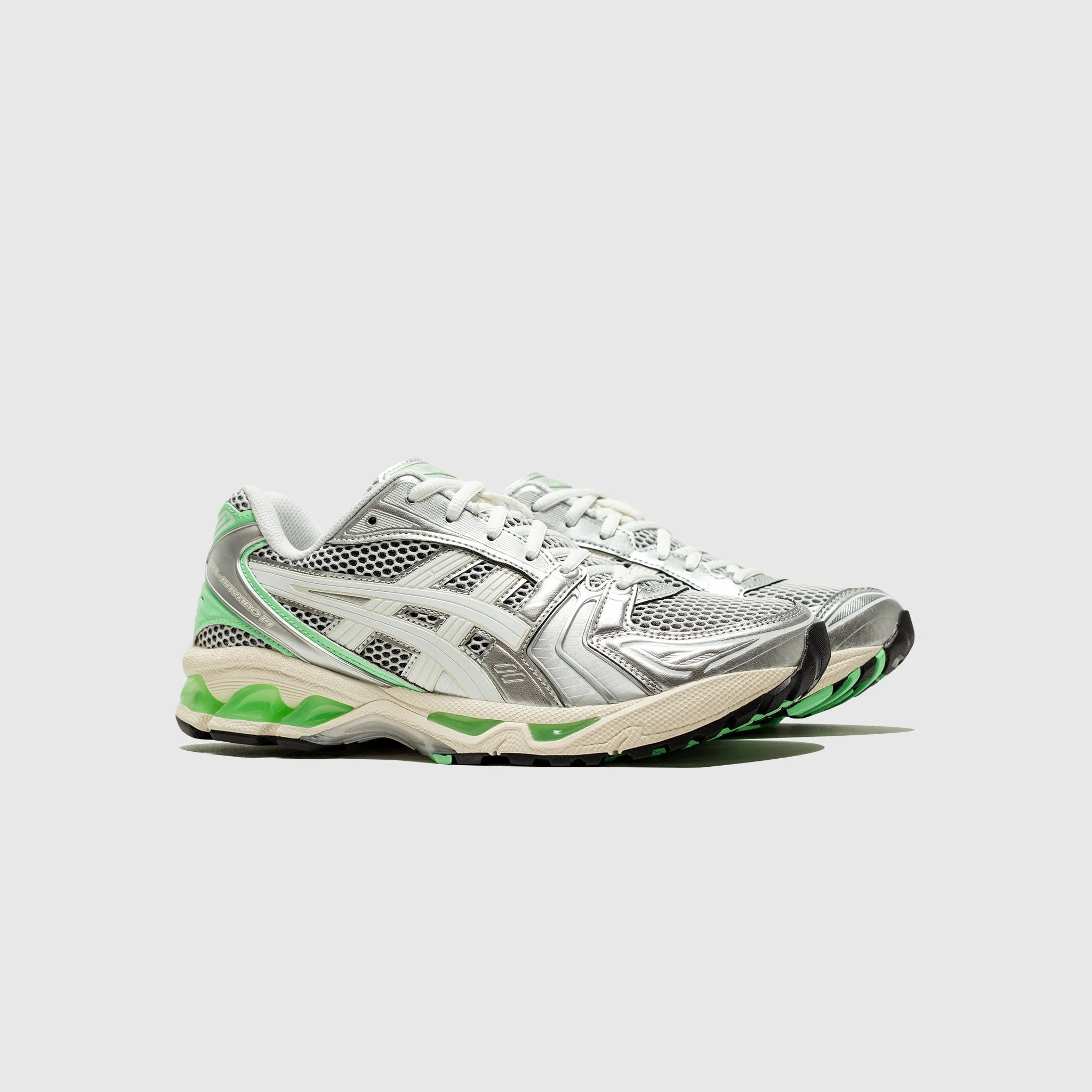 Flexible Cushioning Asymmetric Lacing System GEL-KAYANO 14