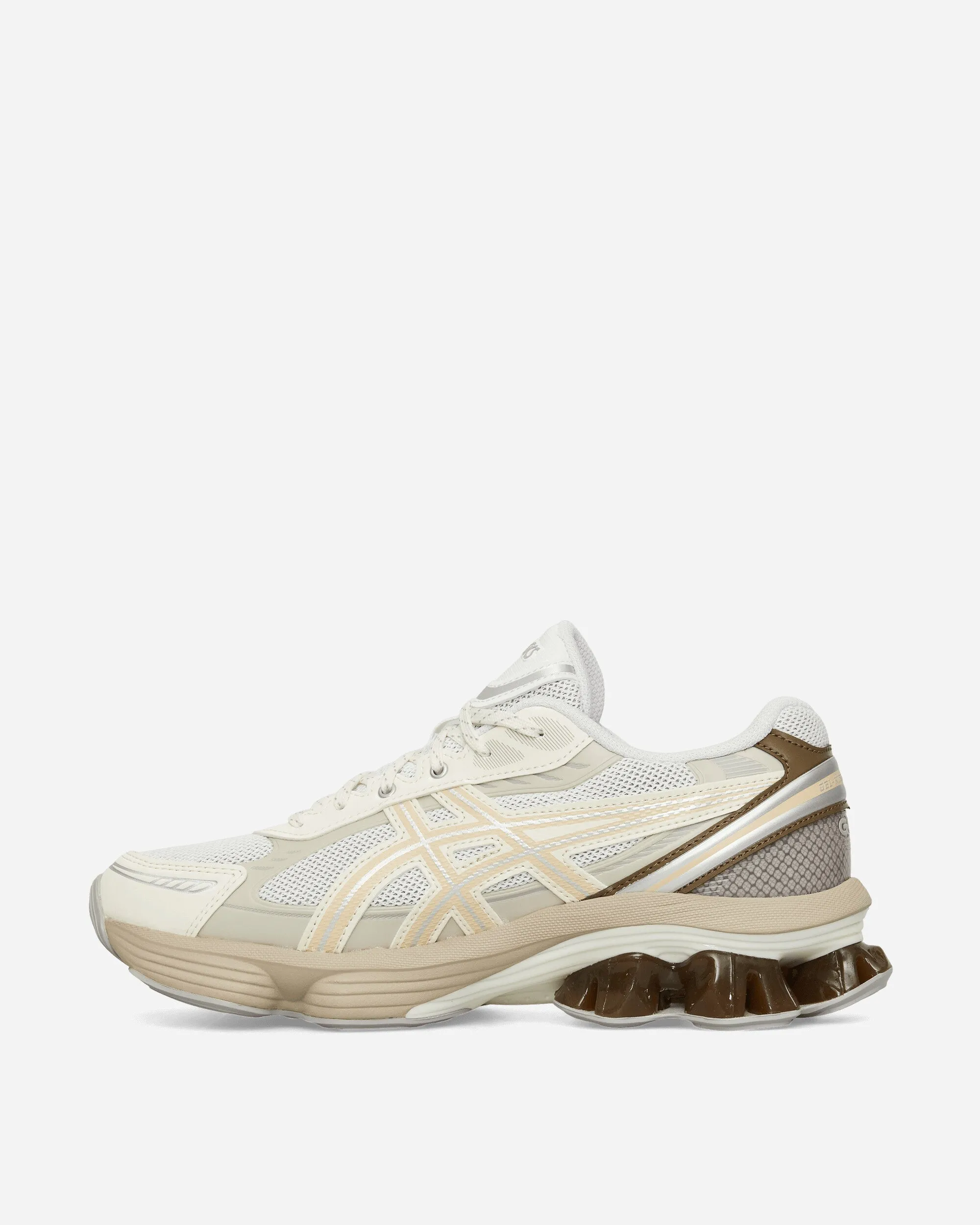 Retro Style Durable Ripstop Upper GEL-Kinetic Fluent Sneakers White / Marzipan