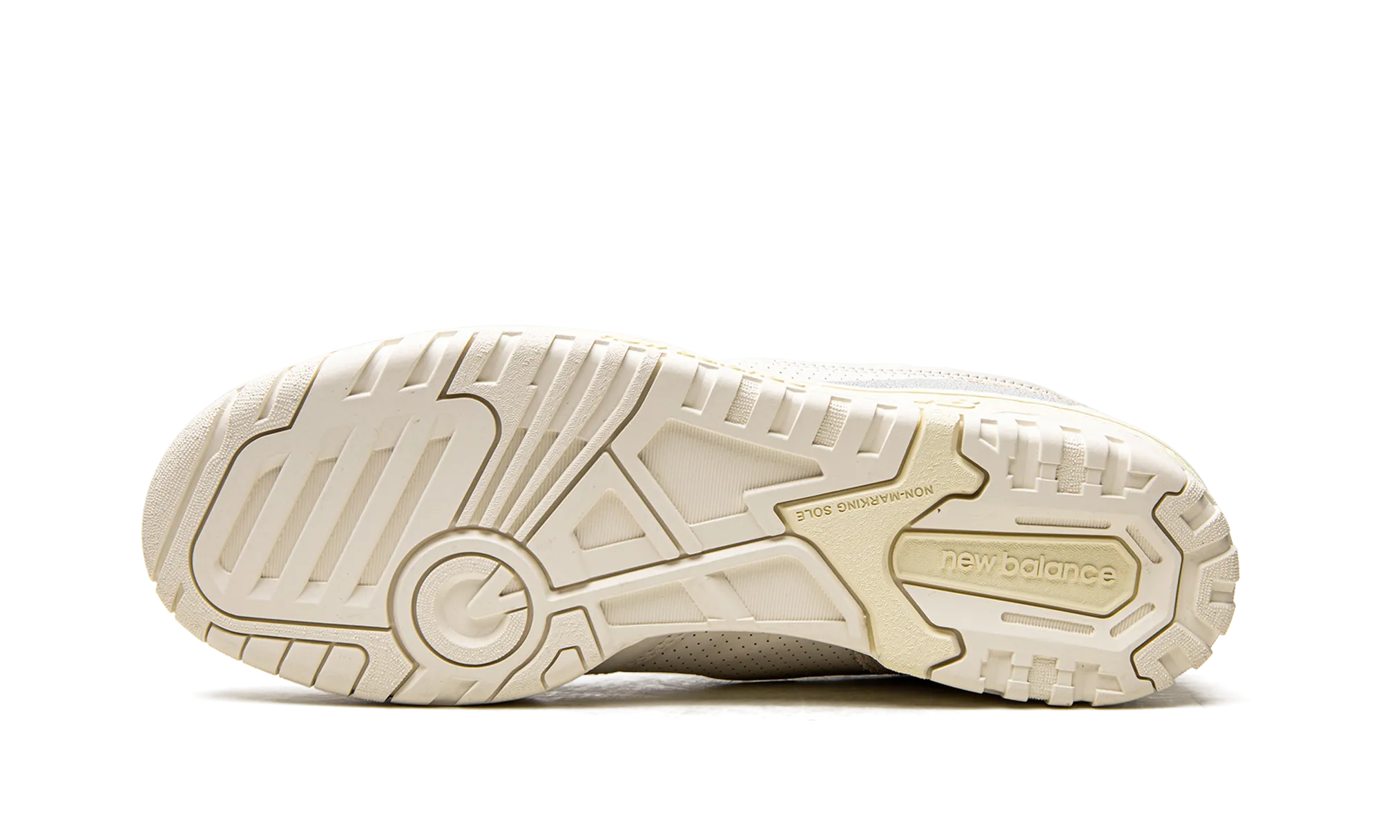 5K Run 550 "Aim?? Leon Dore - White Leather"