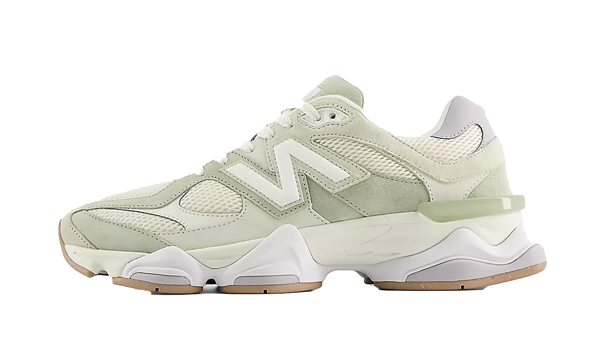 running with a group 9060 "Garter Snake / Pearl Grey"