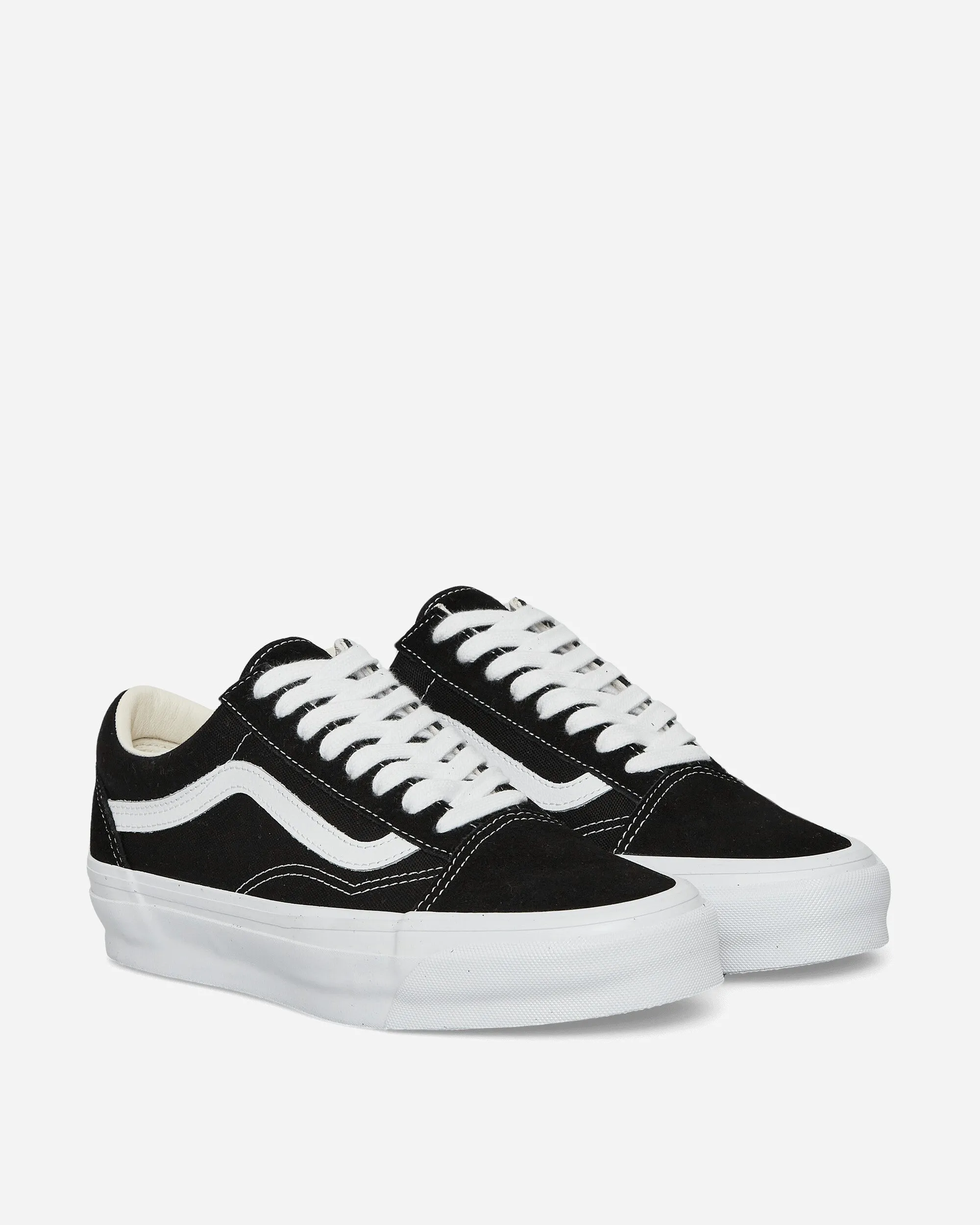 Elastic Collar Padding Athletic Performance Old Skool LX Sneakers Black