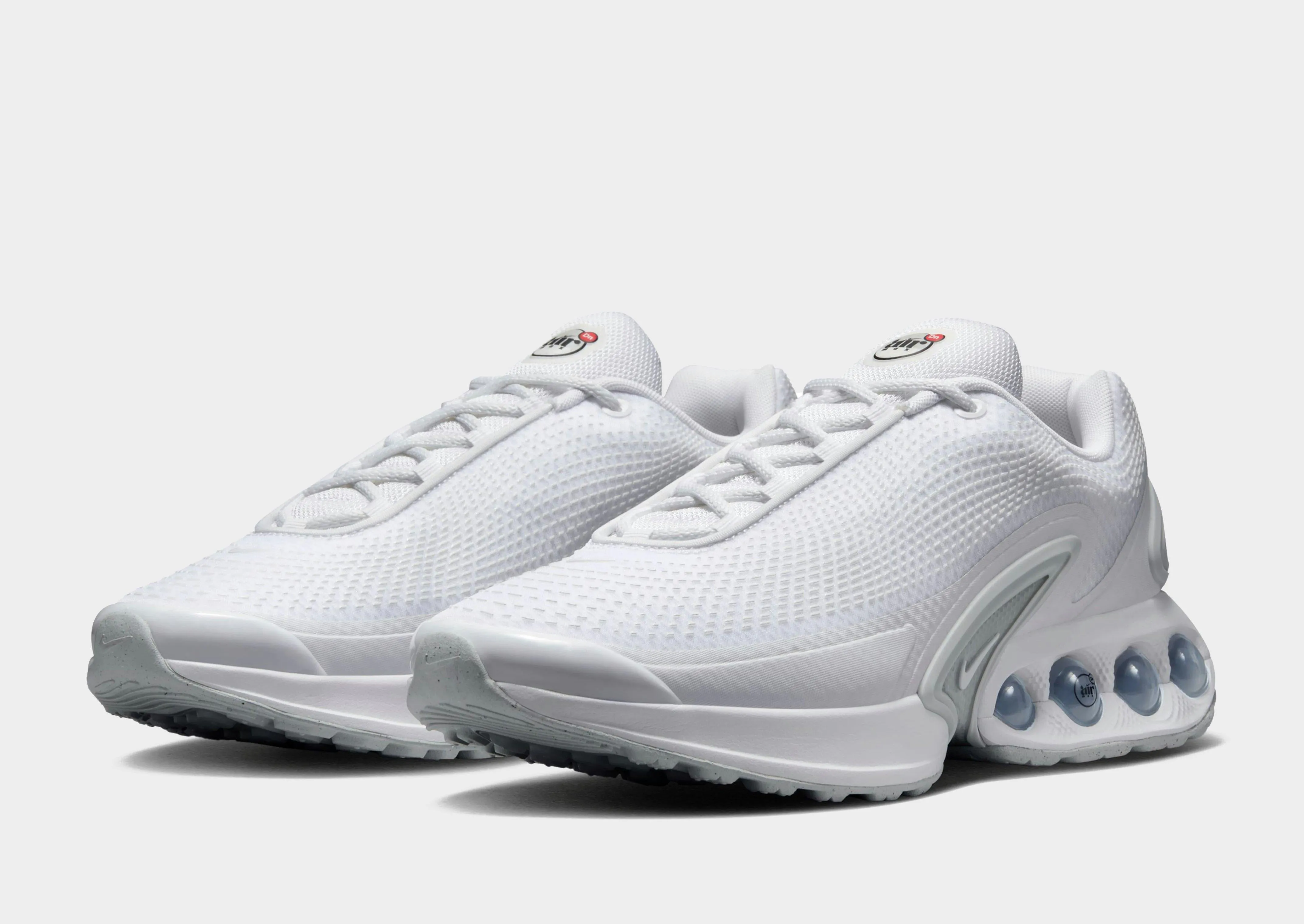 Air Max DN track - meet running shoes running in a swamp area shoes
