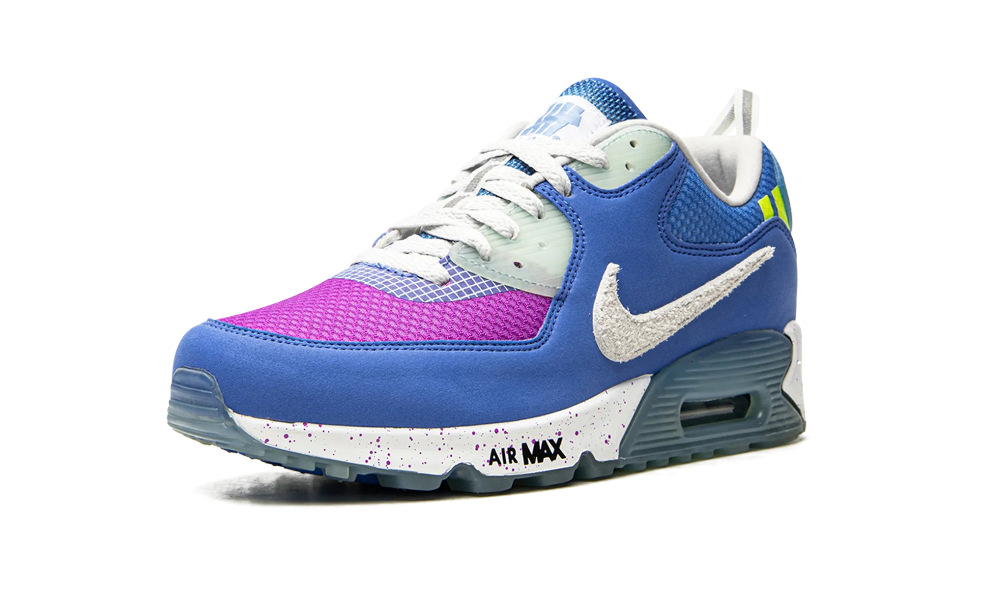 reinforced - heel shoes running on a dirt path Air Max 90 "Undefeated - Pacific Blue"
