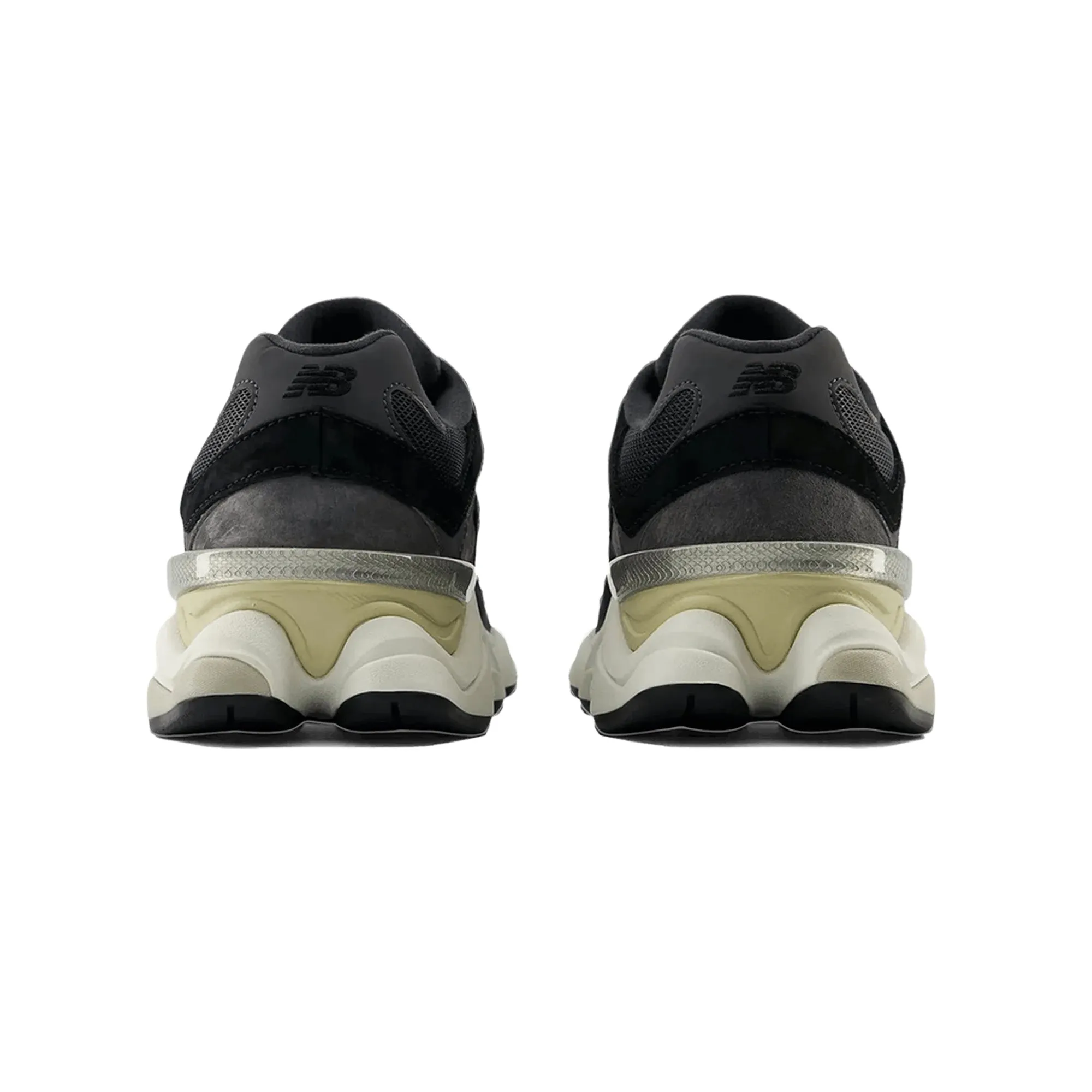 Hill - running New Balance 9060 'Black Phantom' (2024)