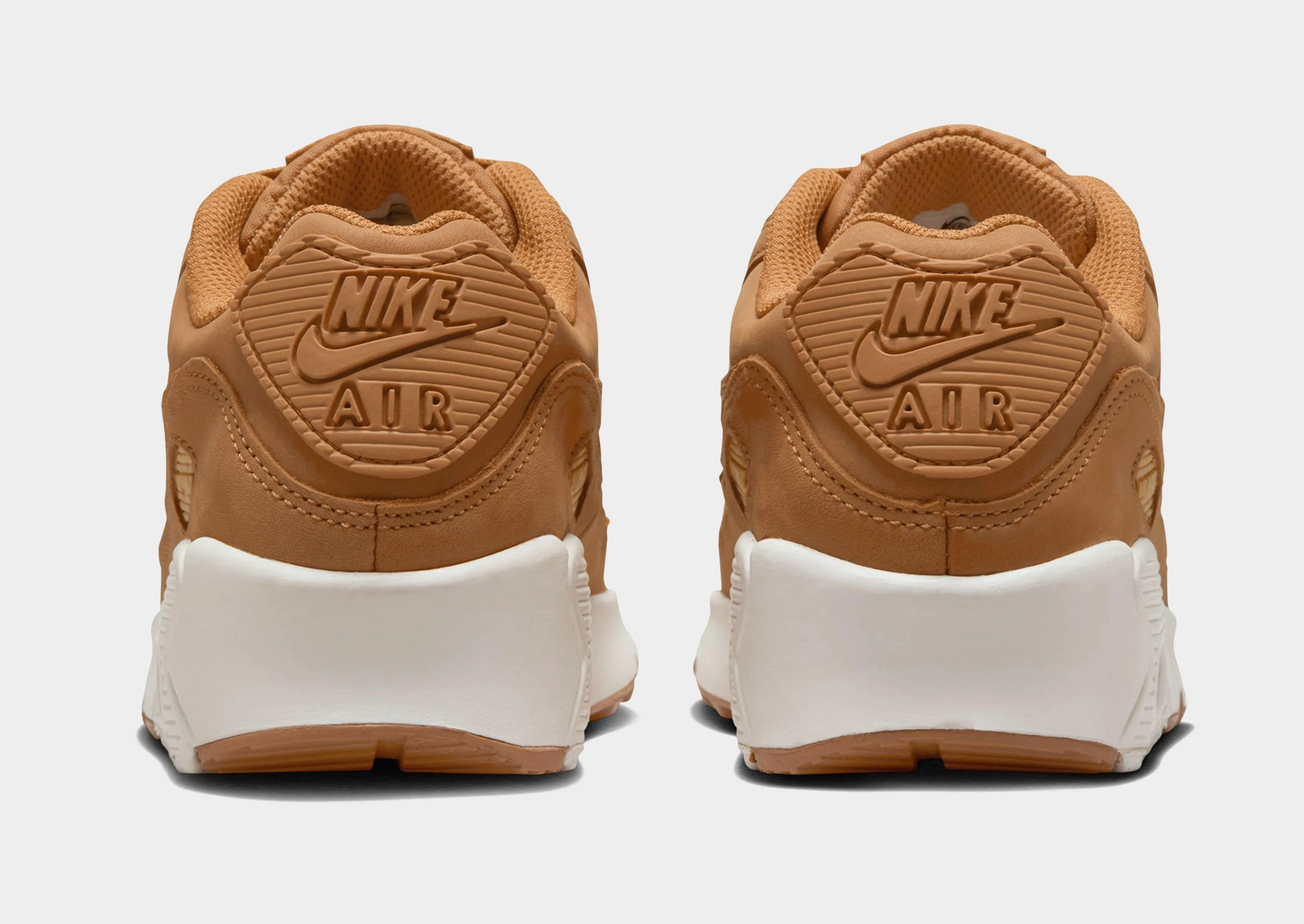 Air Max 90 Junior's fitness community wide toe - box