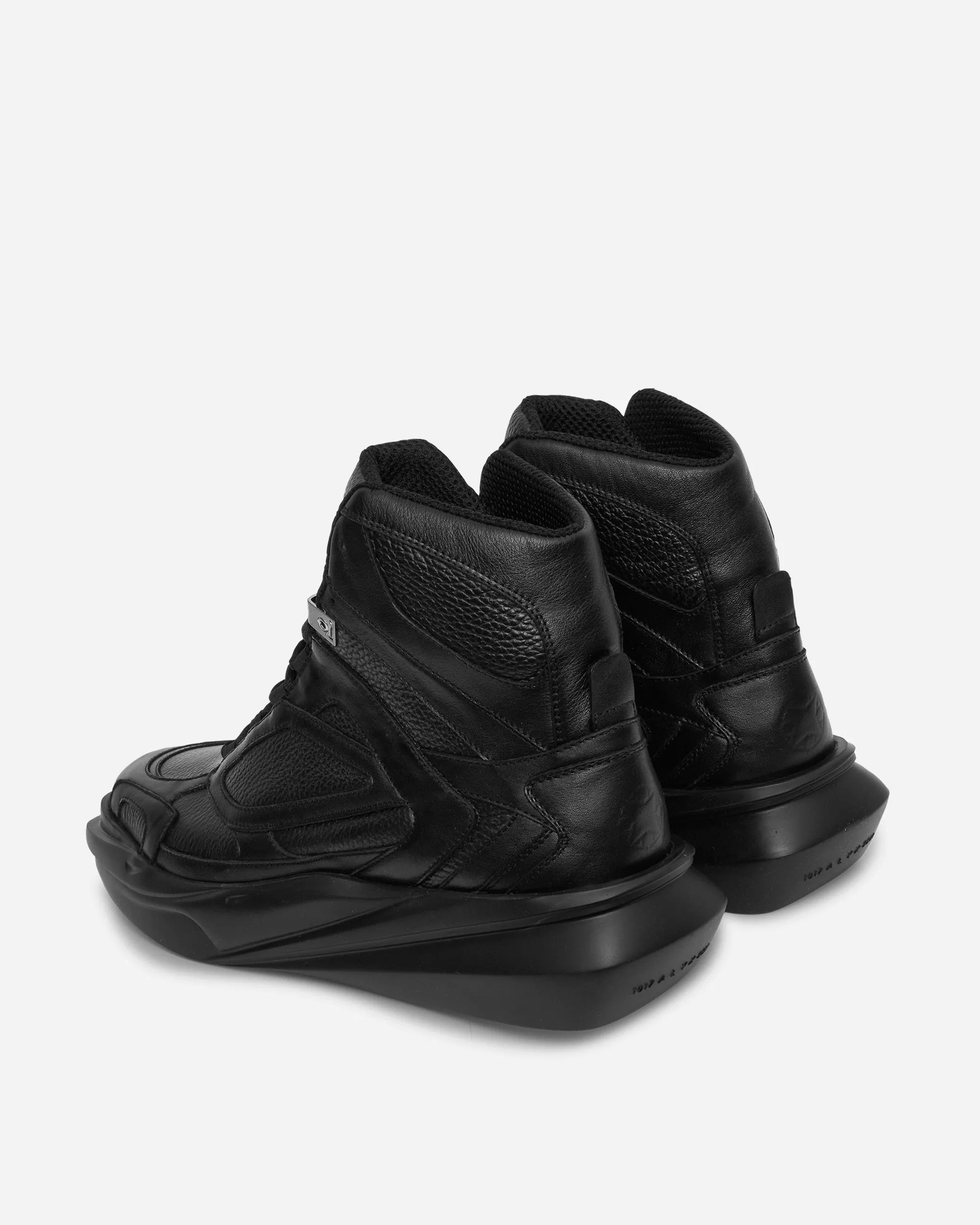 High Top Mono Hiking Sneakers Black Smooth Ease HeelCushioning