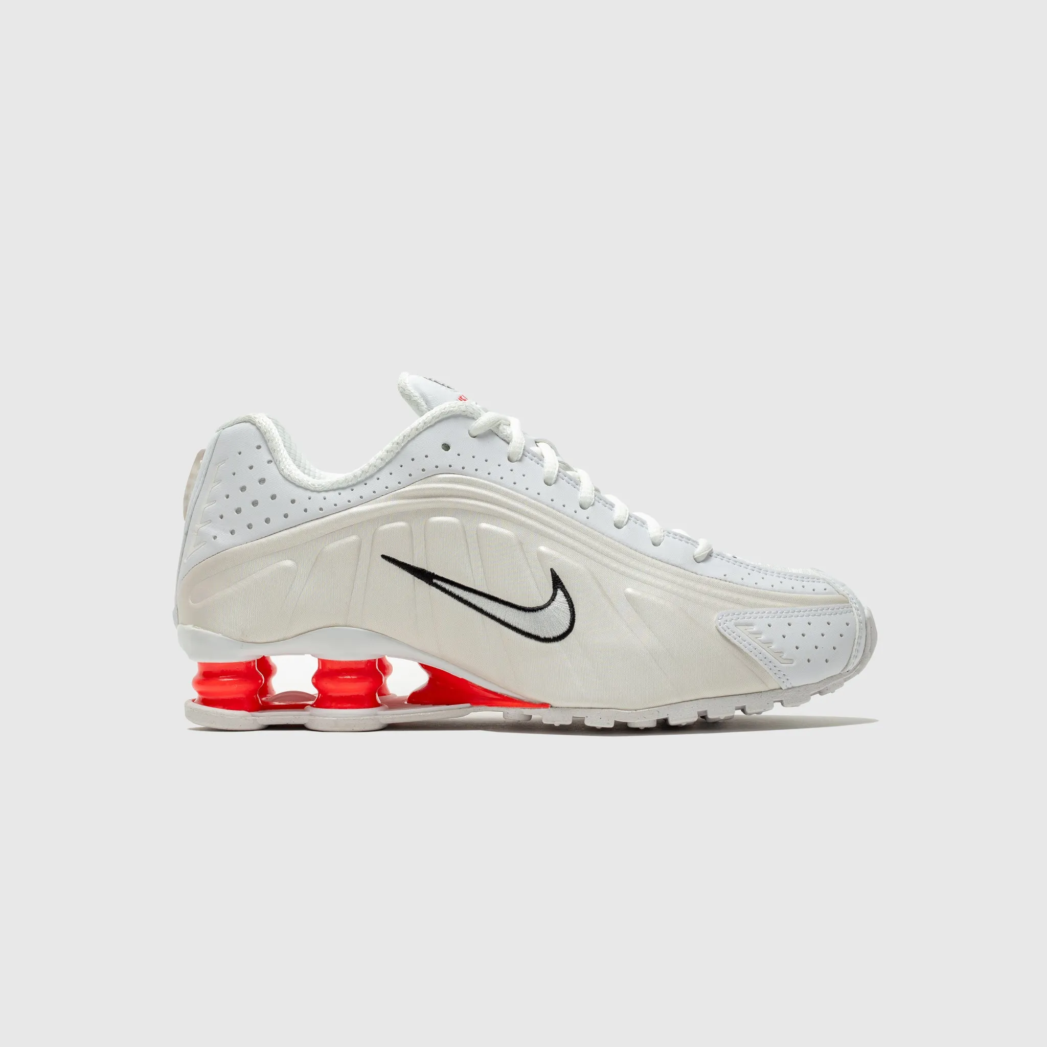 WMNS SHOX R4 "PHANTOM" Fit To Move Reinforced Eyelet Durability