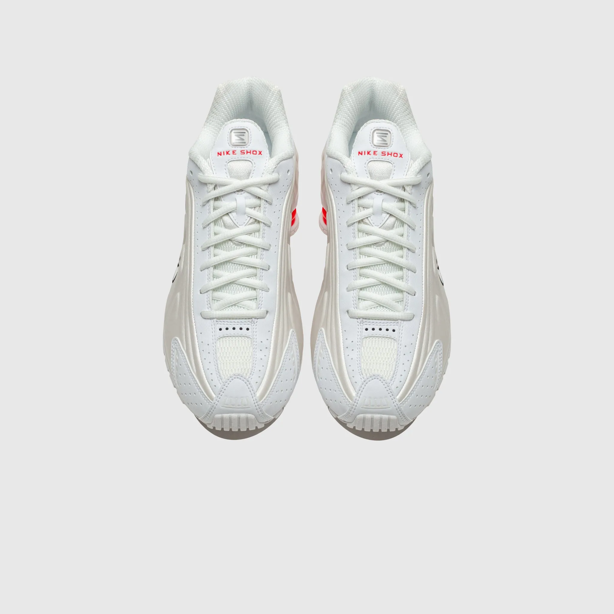 Stable base WMNS SHOX R4 "PHANTOM"