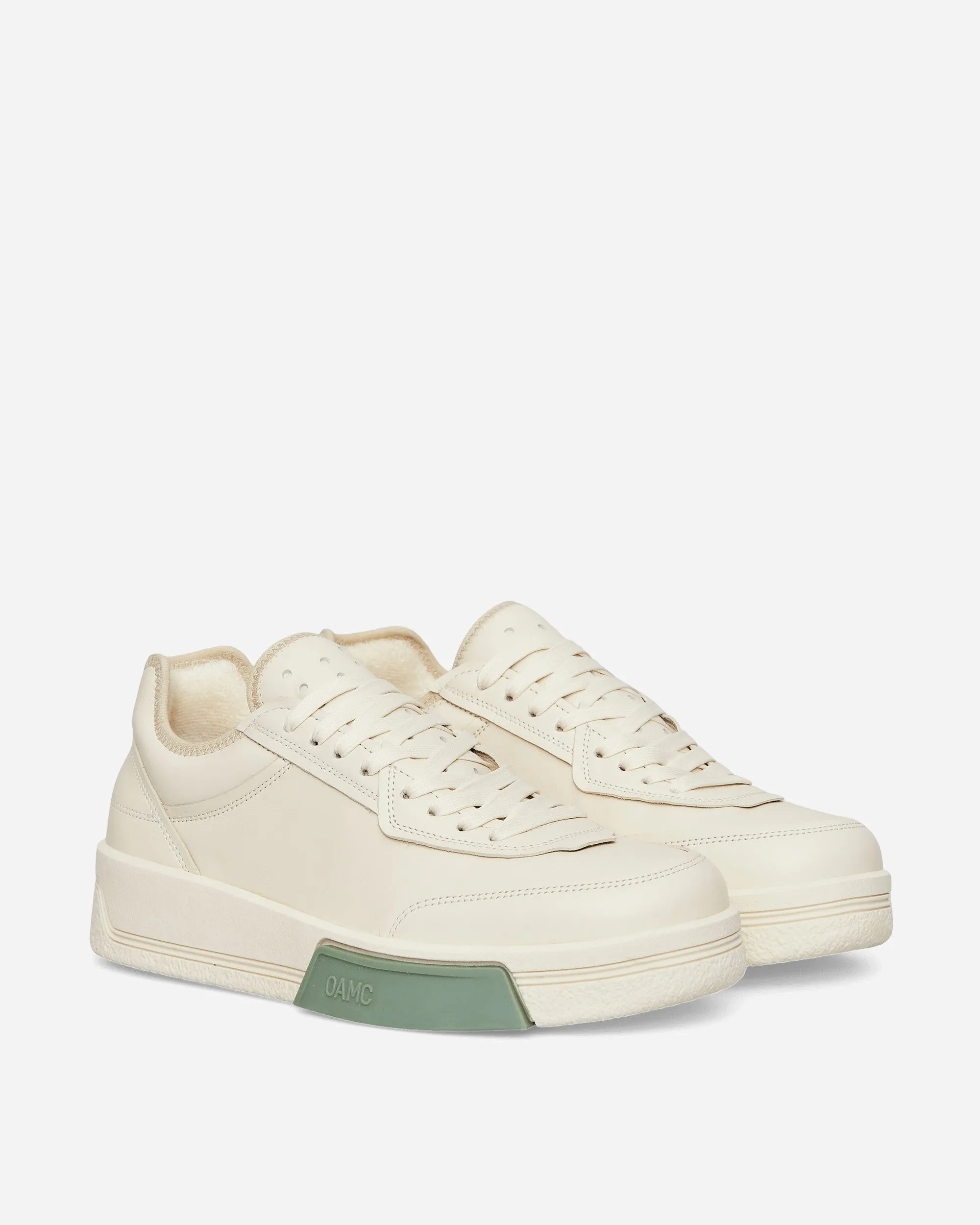 Comfort quality Weatherproof Design Cosmo Sneakers White