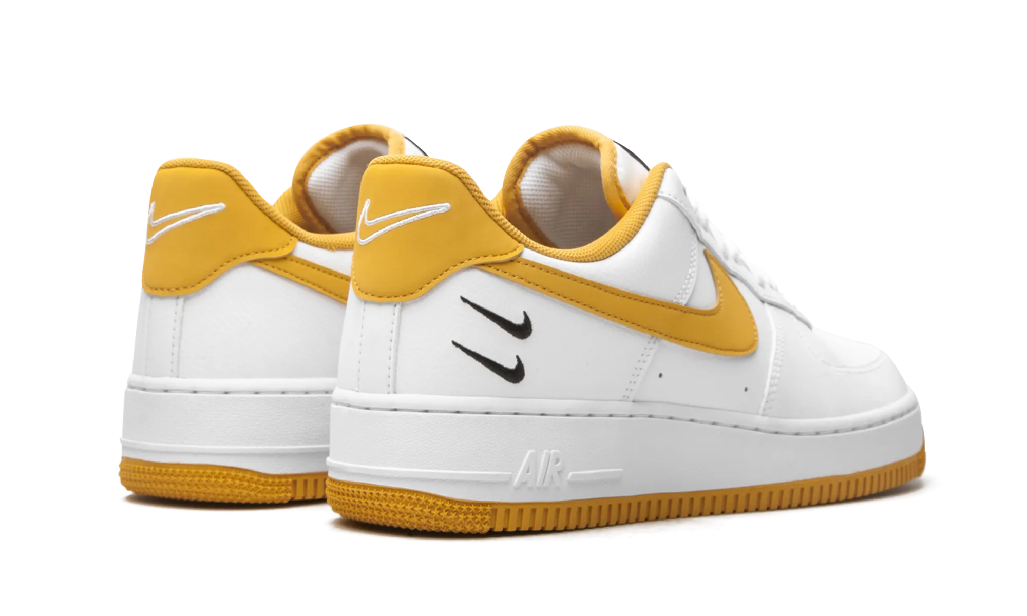 Air Force 1 Low "Light Ginger" Breathable Airflow Design