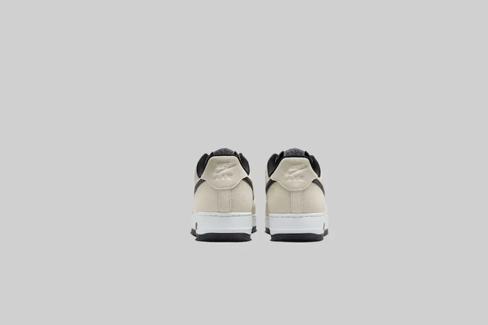 Nike Air Force 1 Low '07 LV8 'White and Khaki' Loafers style Hyper Elastic Polymer