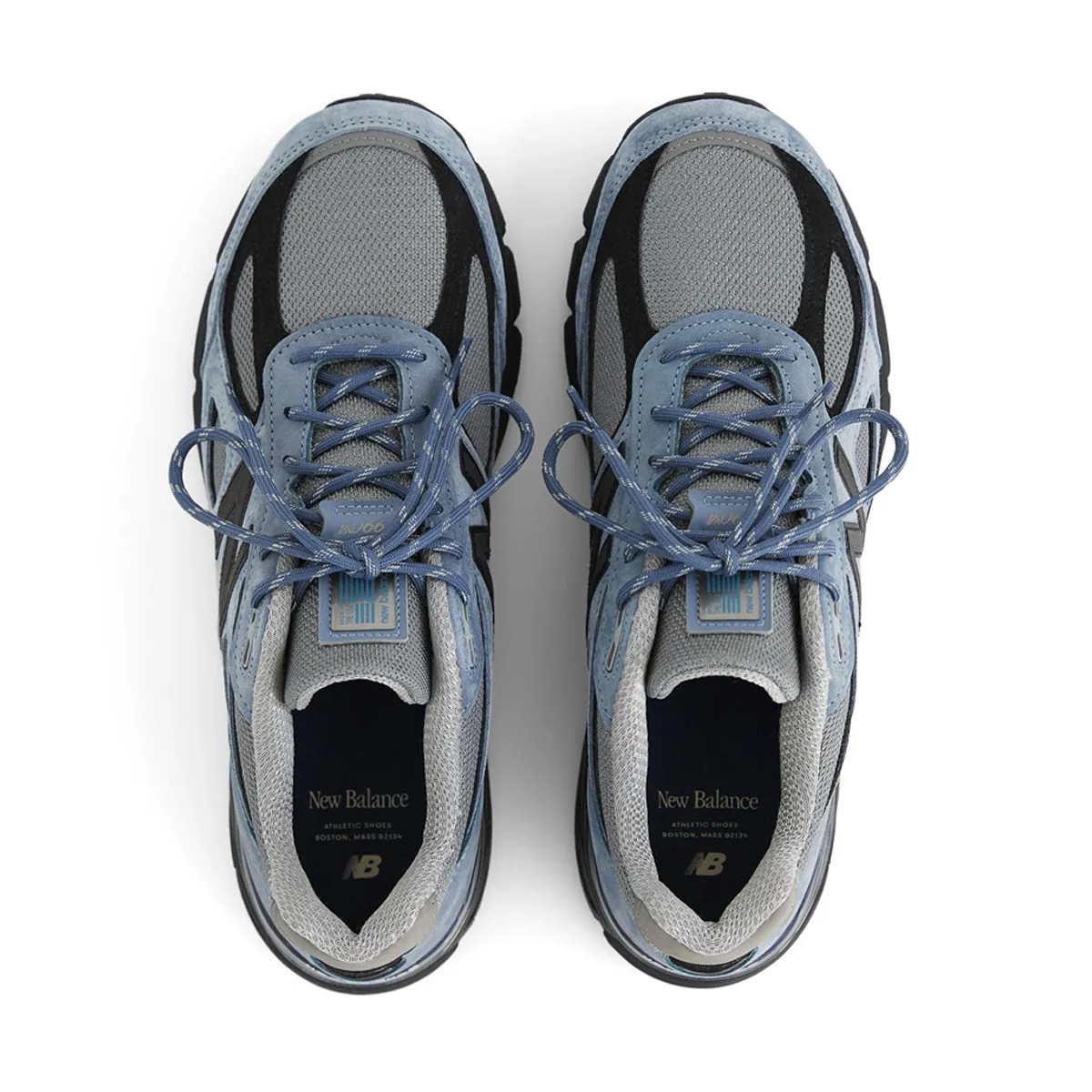 in USA 990v4 'Artic grey' work - related features