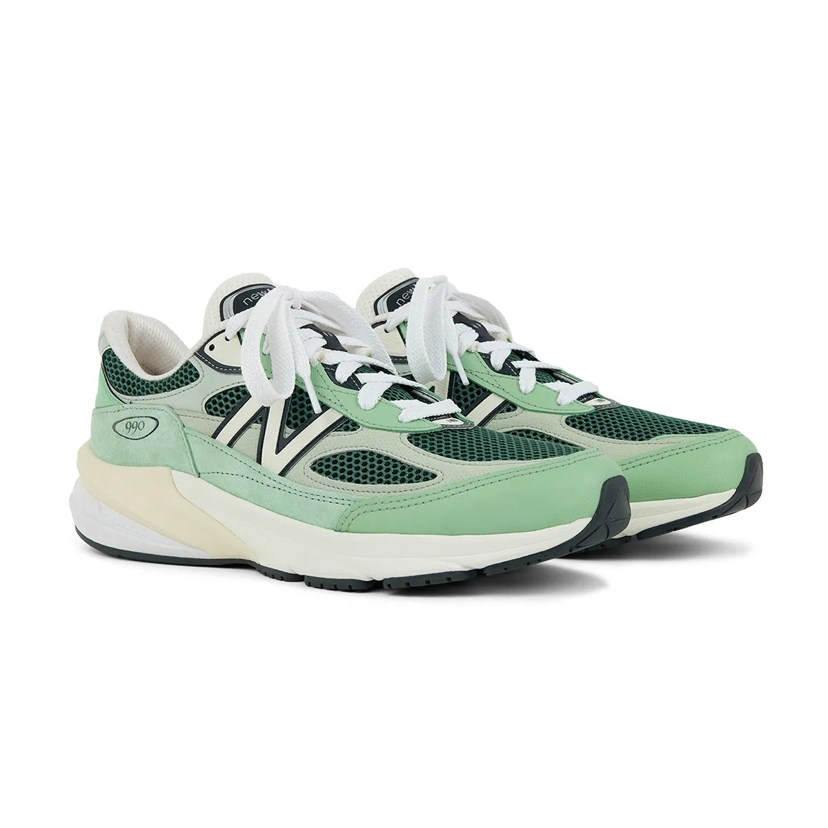 In USA 990v6 'Avocado' personalization - level morning