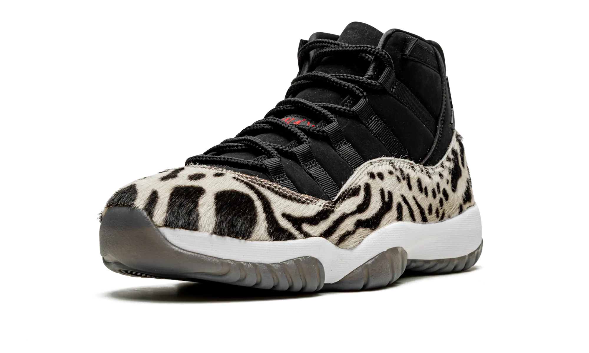 AIR JORDAN 11 WMNS "Animal Instinct" Impact protection Slip Resistant Tread Pattern