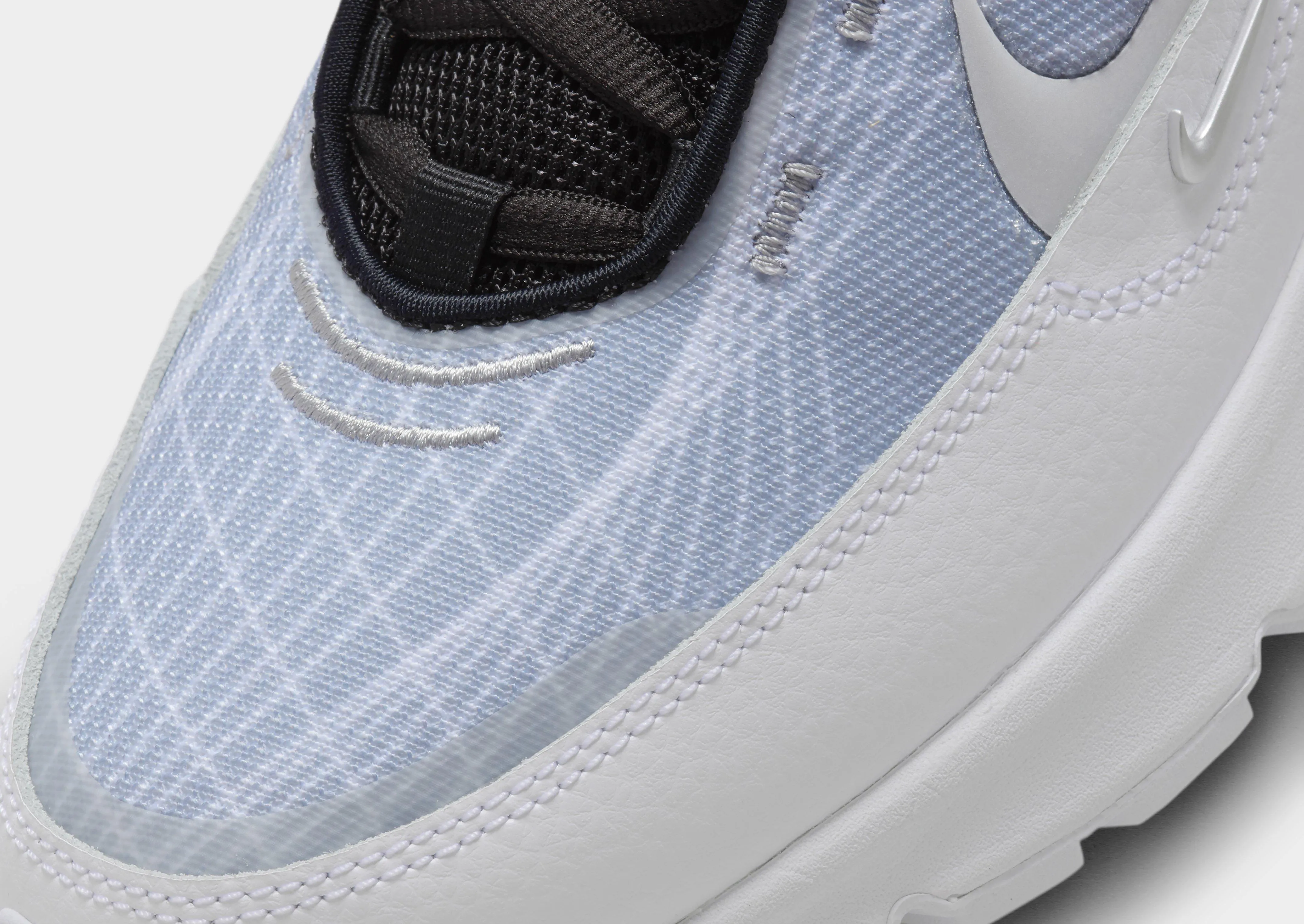 Air Max Pulse running in a bay area shoes concrete shoes