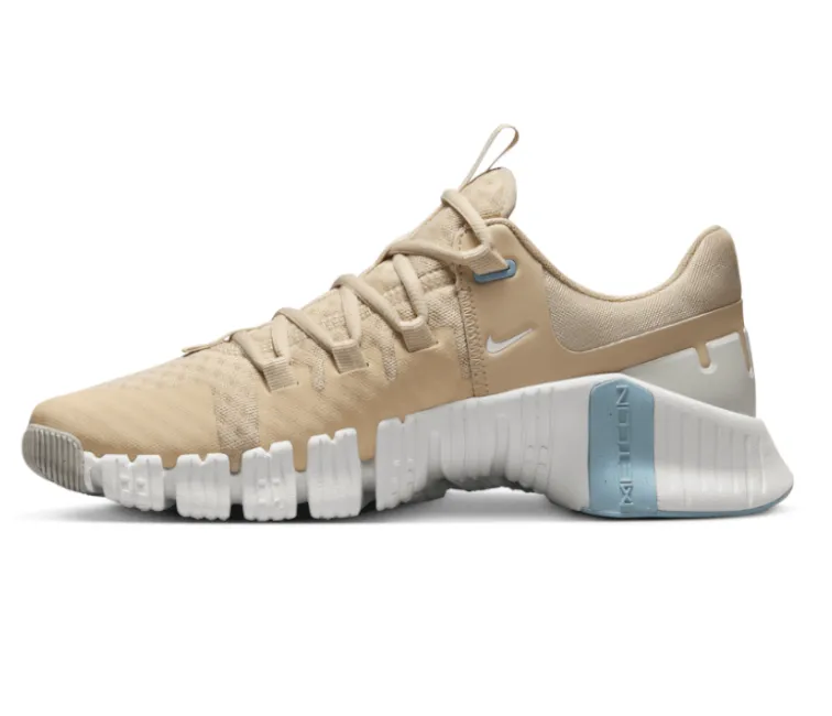 Neutral Control Stability Post Women's Nike Free Metcon 5 (Sanddrift/White)