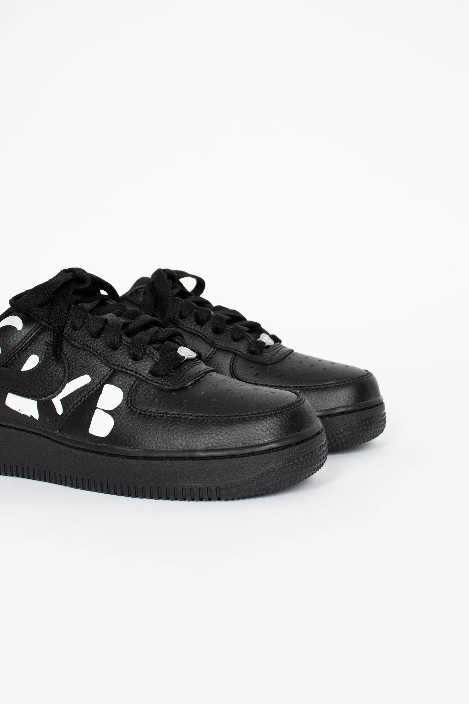 CDG BLACK x Nike Air Force 1 Low Retro Black Travel Step