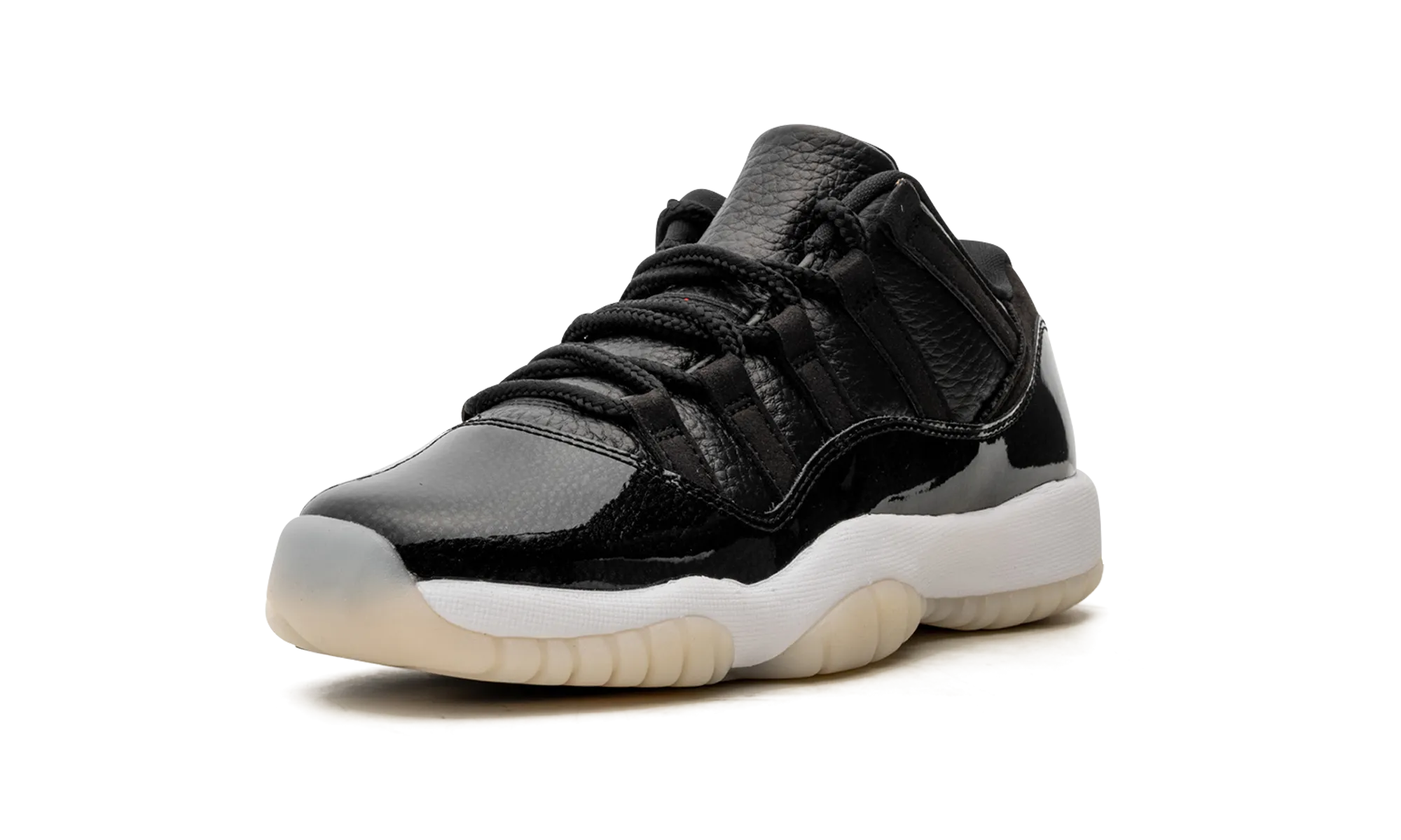 Jordan 11 Retro Low GS "72-10" Lightweight Foam Technology AirCirculation